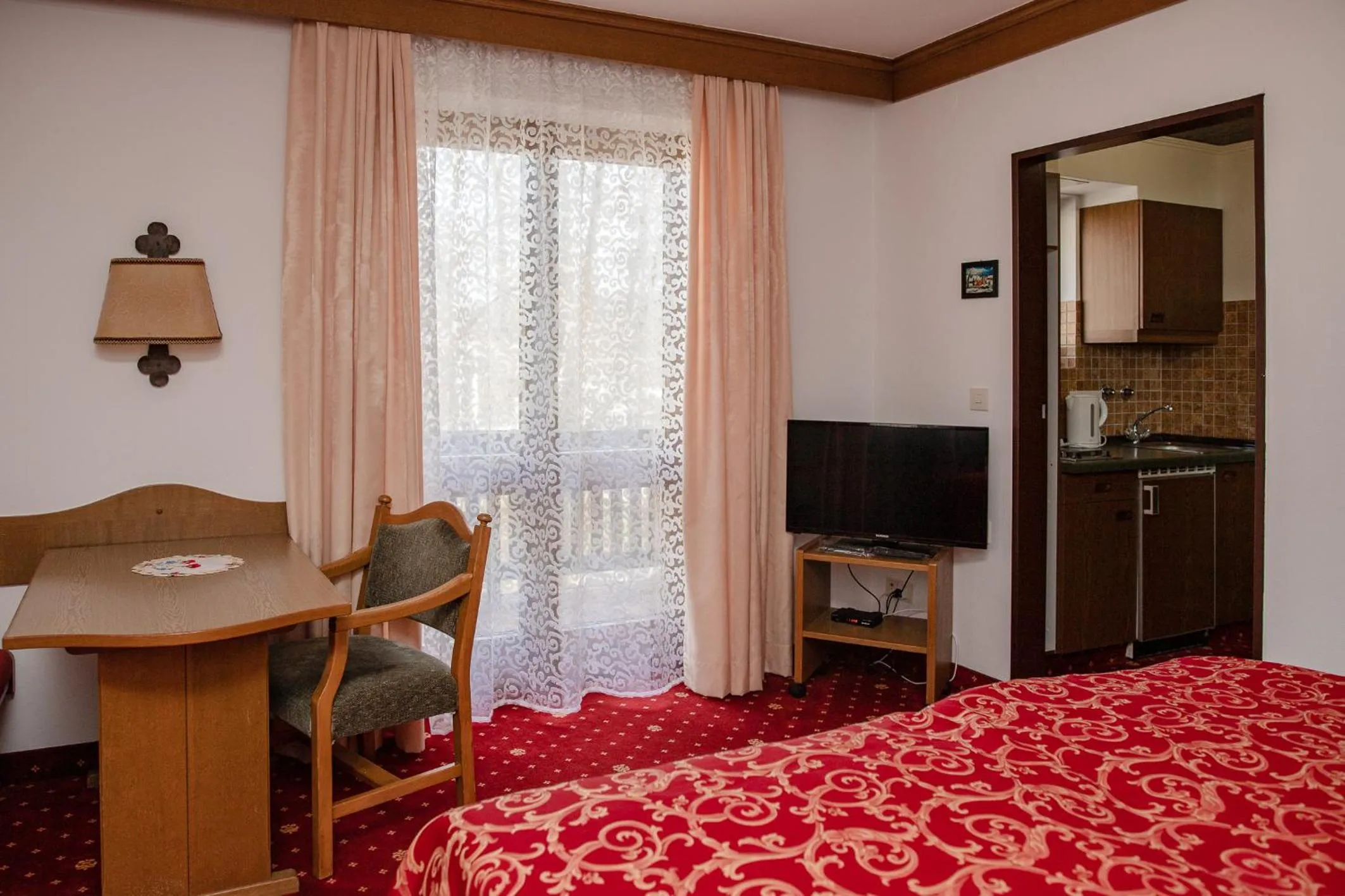 Living room, Bed in Hotel St. Georg