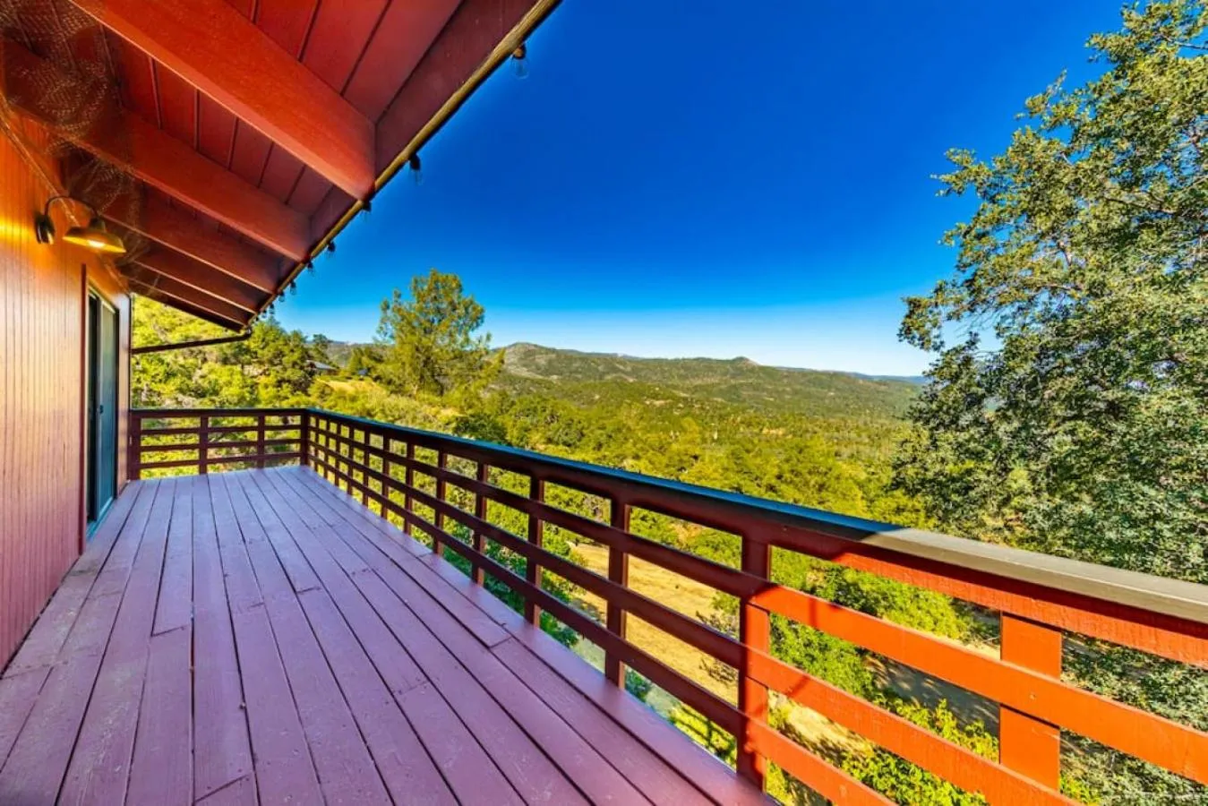 Balcony/Terrace in Yosemite Cowboy Cabin