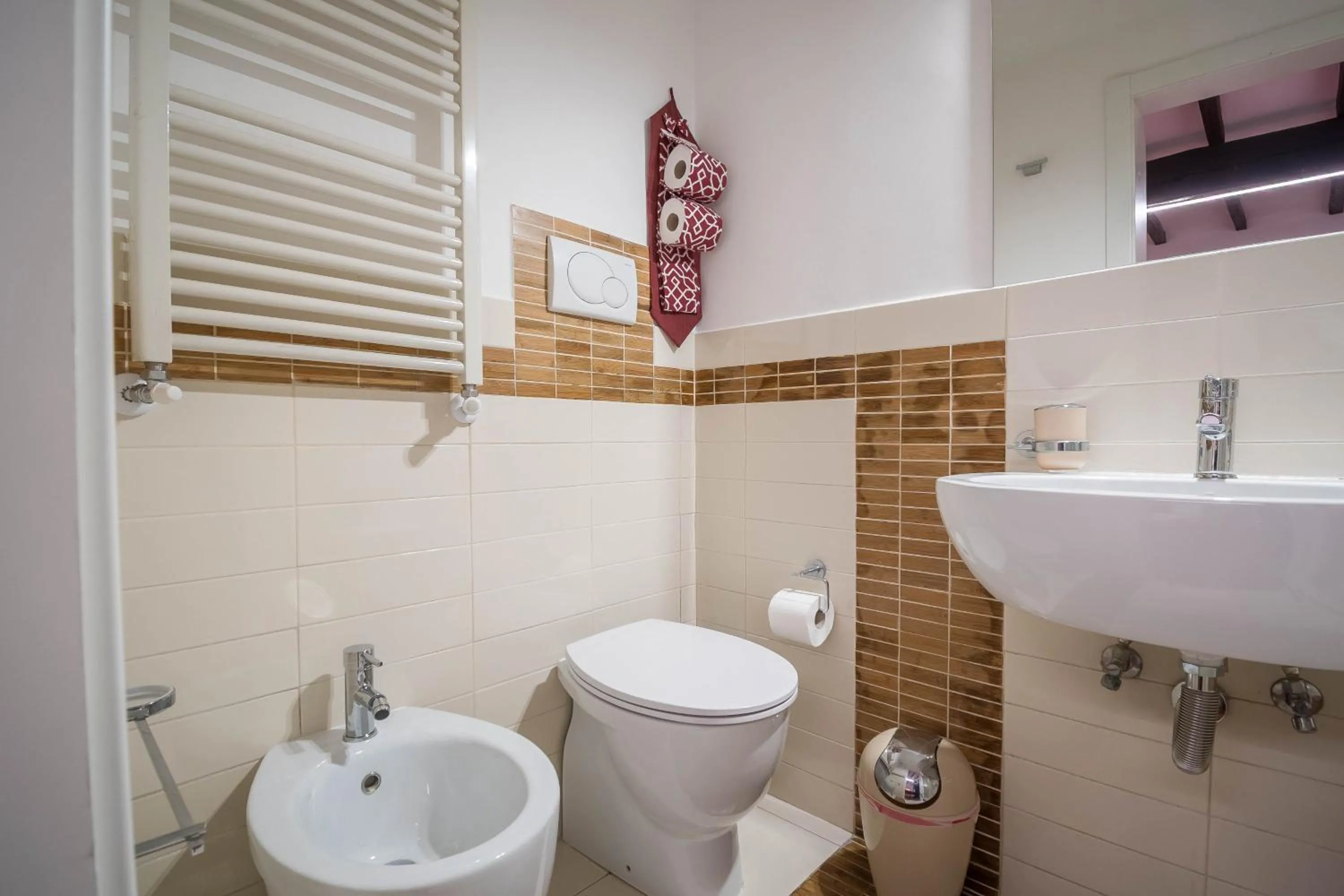 Toilet in Apartment Gaia