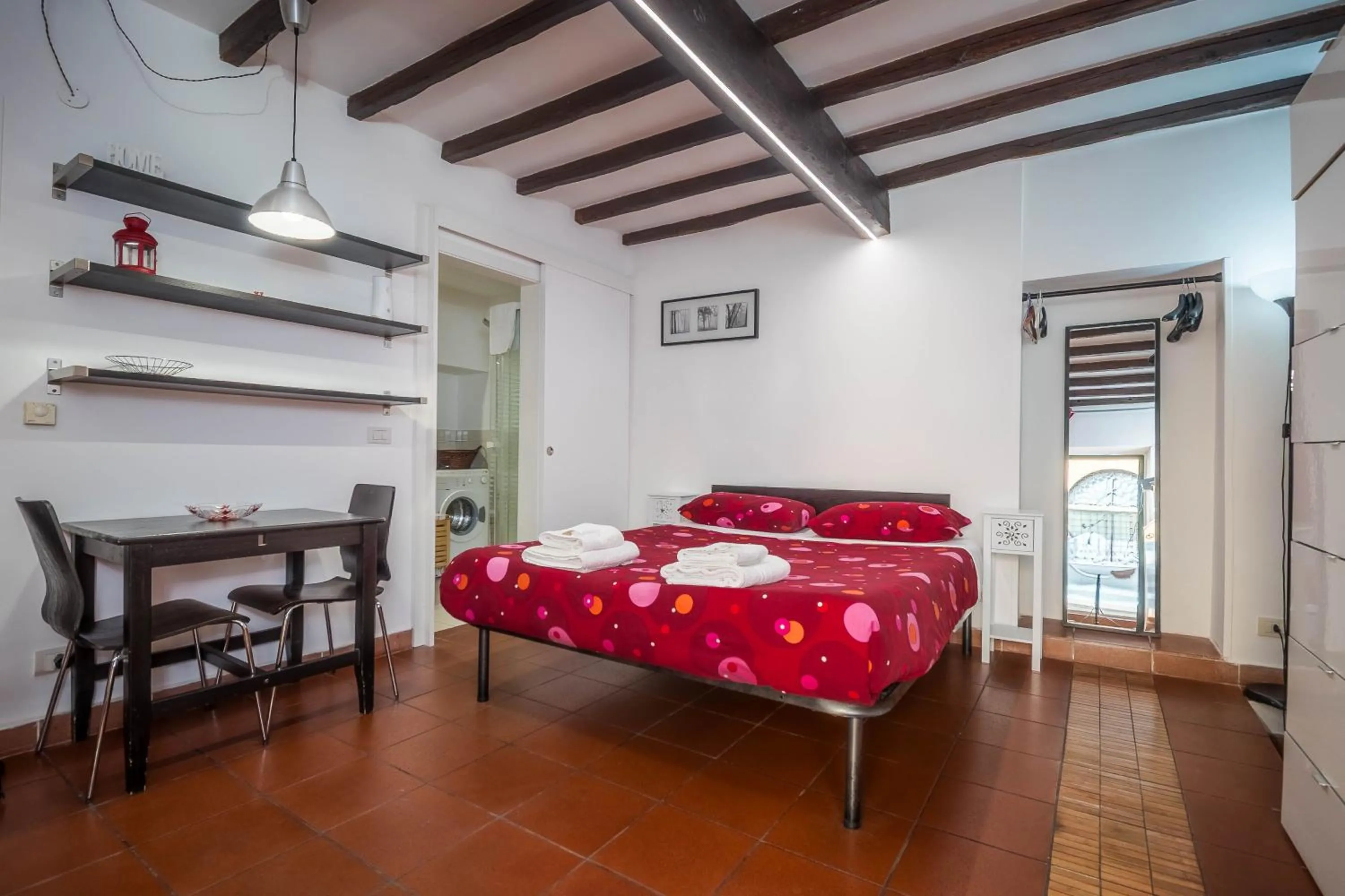 Dining area, Bed in Apartment Gaia