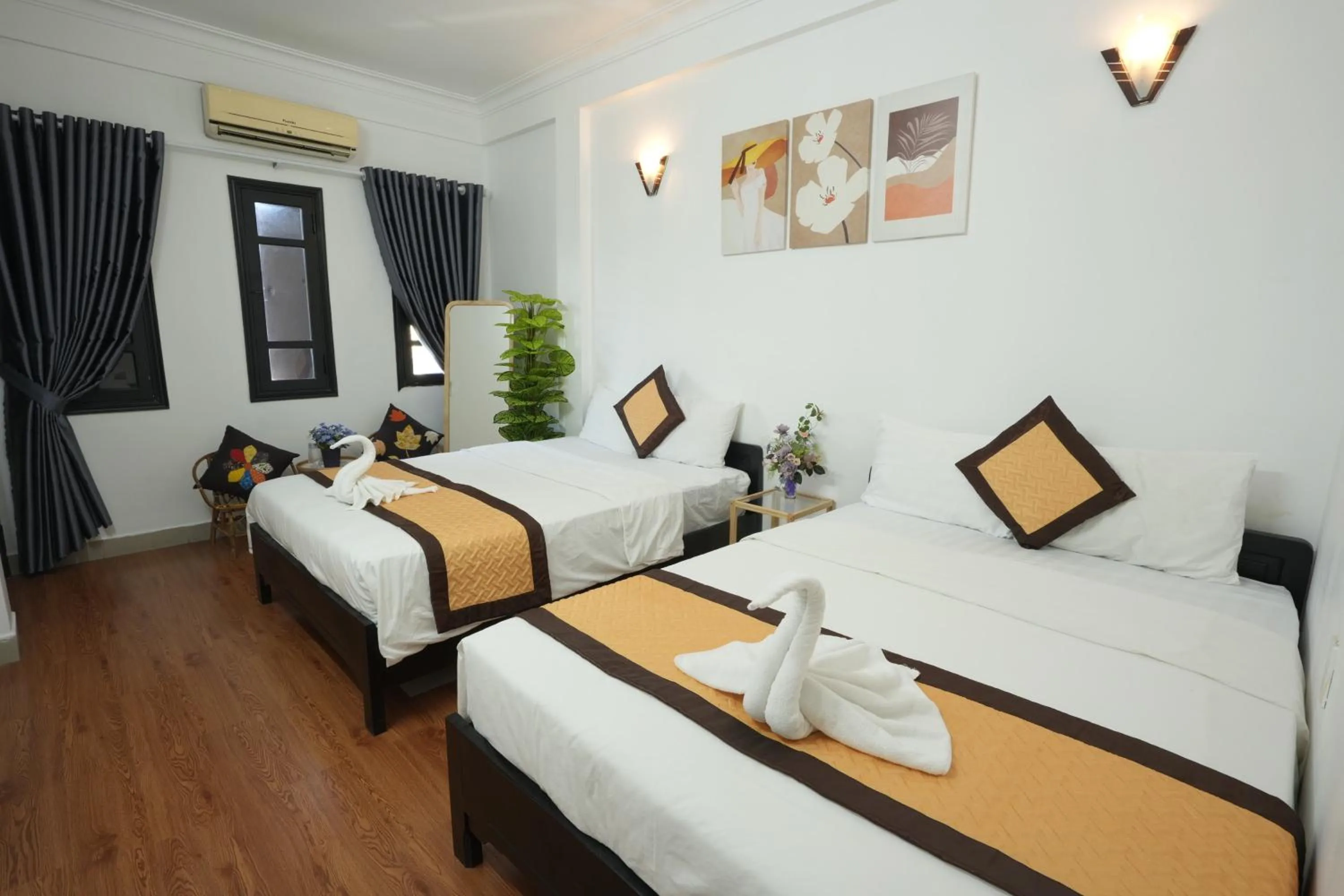 Bed in Casablanca Hotel