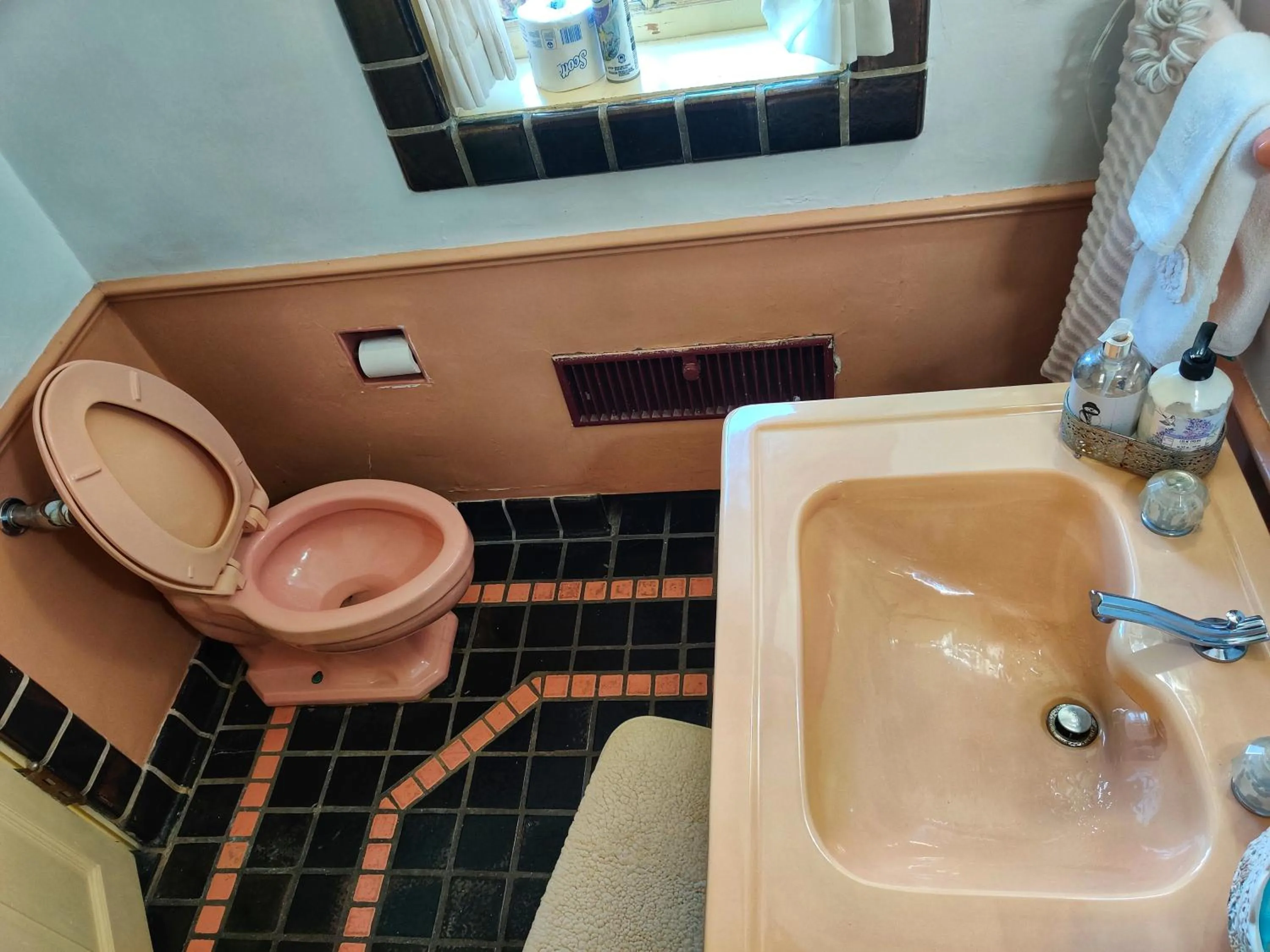 Montague Inn Bed & Breakfast