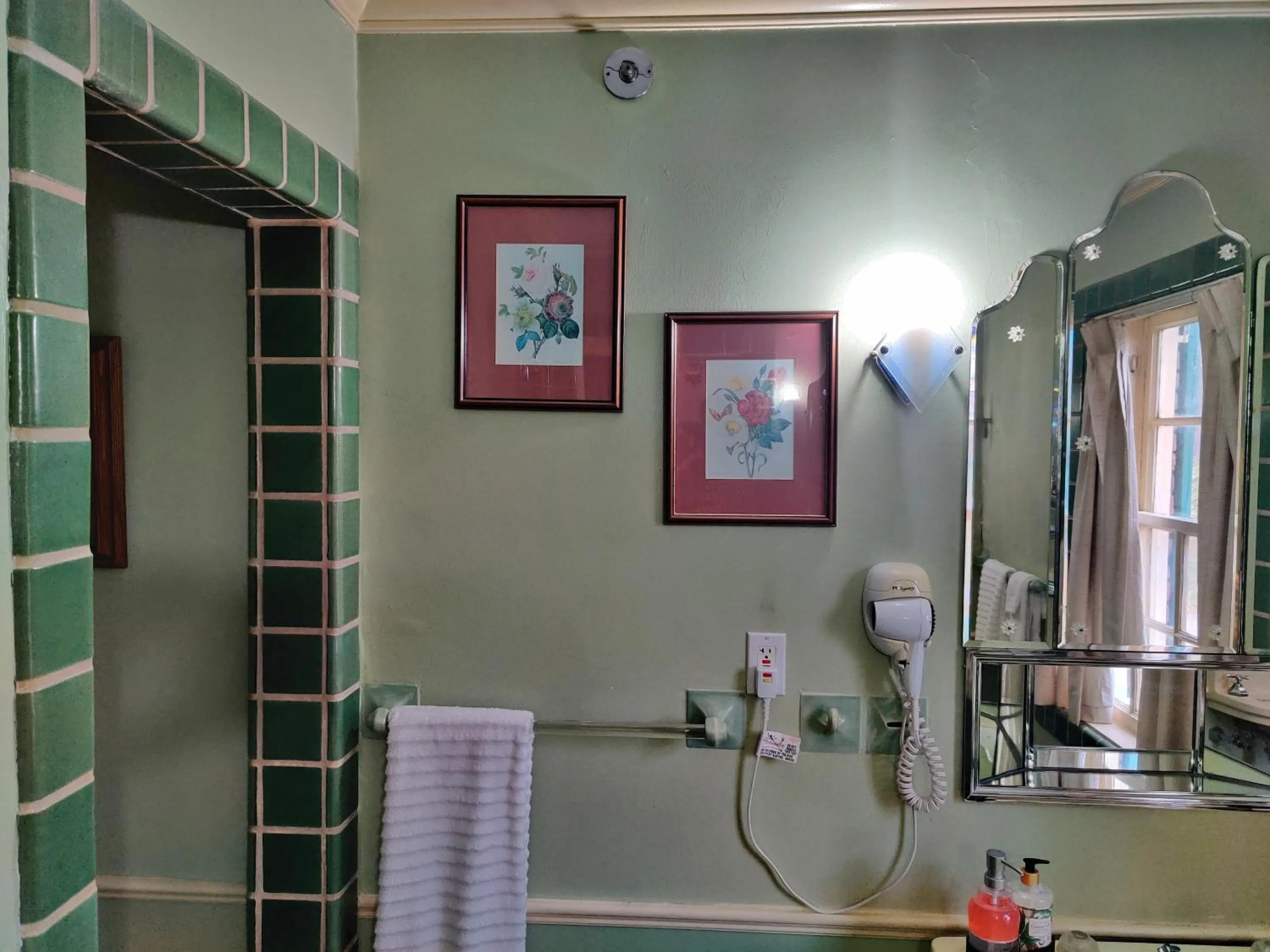 Montague Inn Bed & Breakfast