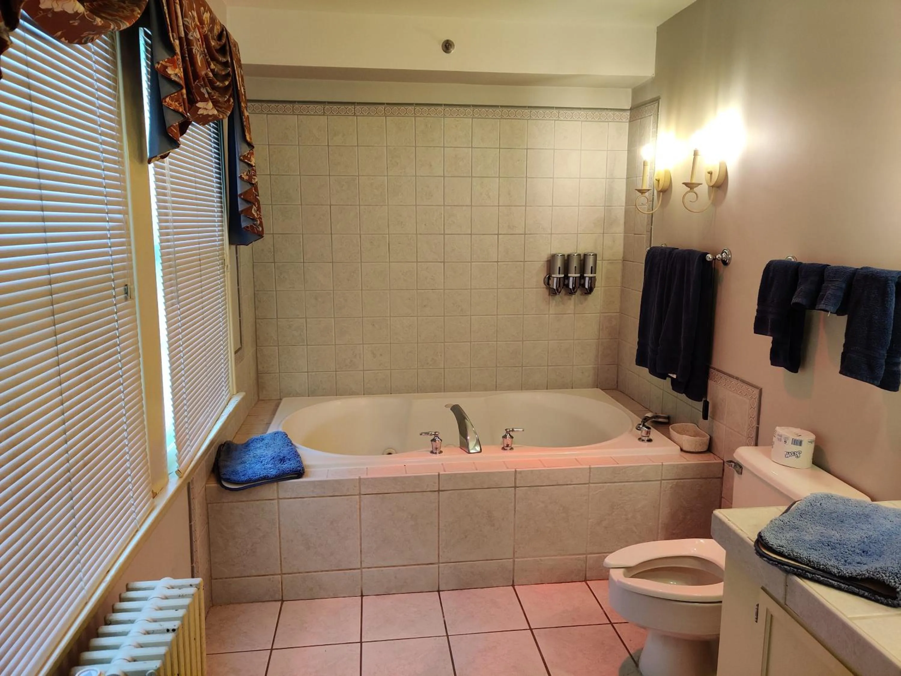 Montague Inn Bed & Breakfast