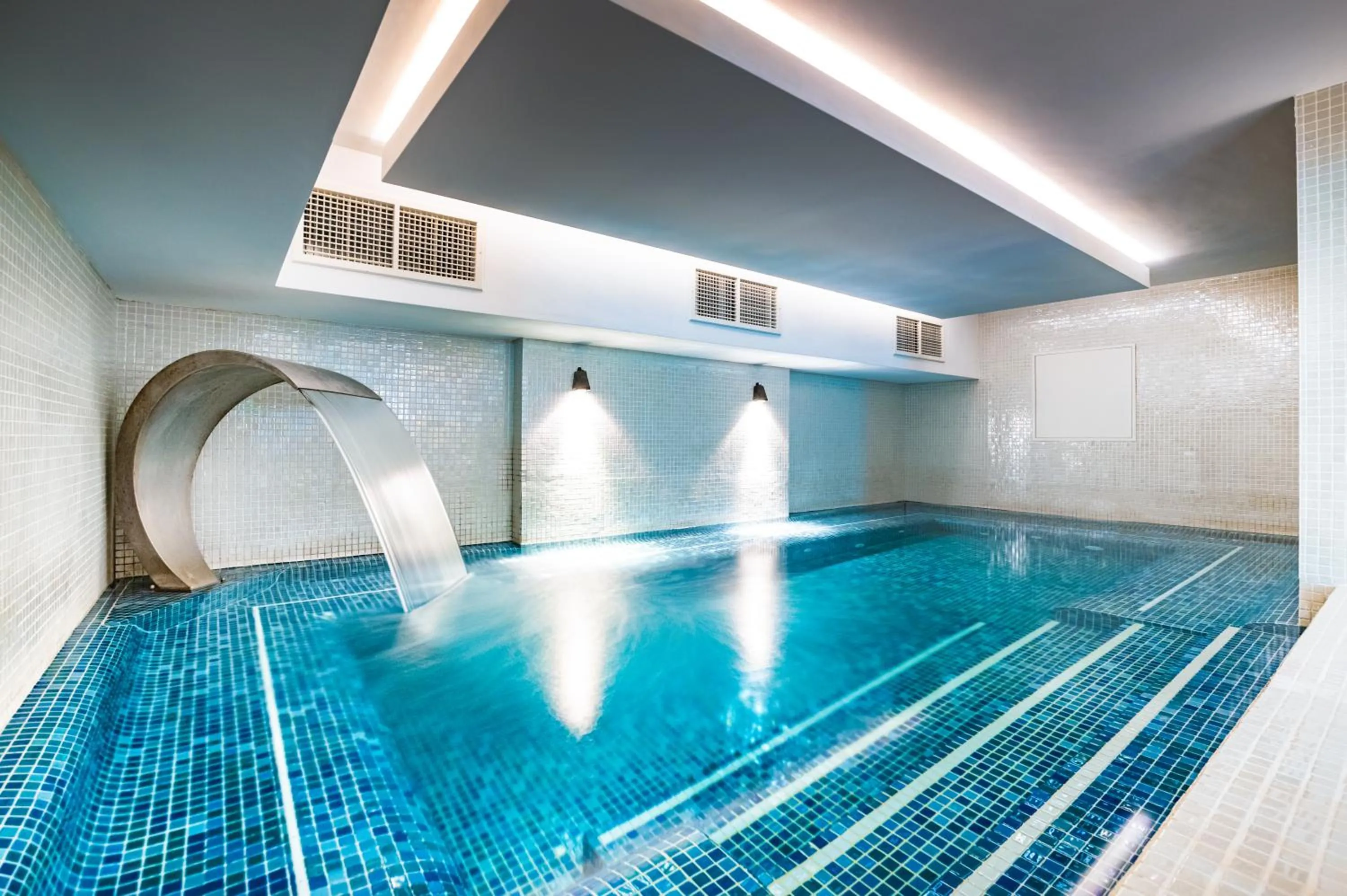 Swimming pool in Harbour Hotel & Spa Brighton
