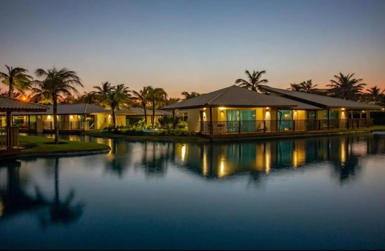 Dom Pedro Laguna Beach Resort & Golf