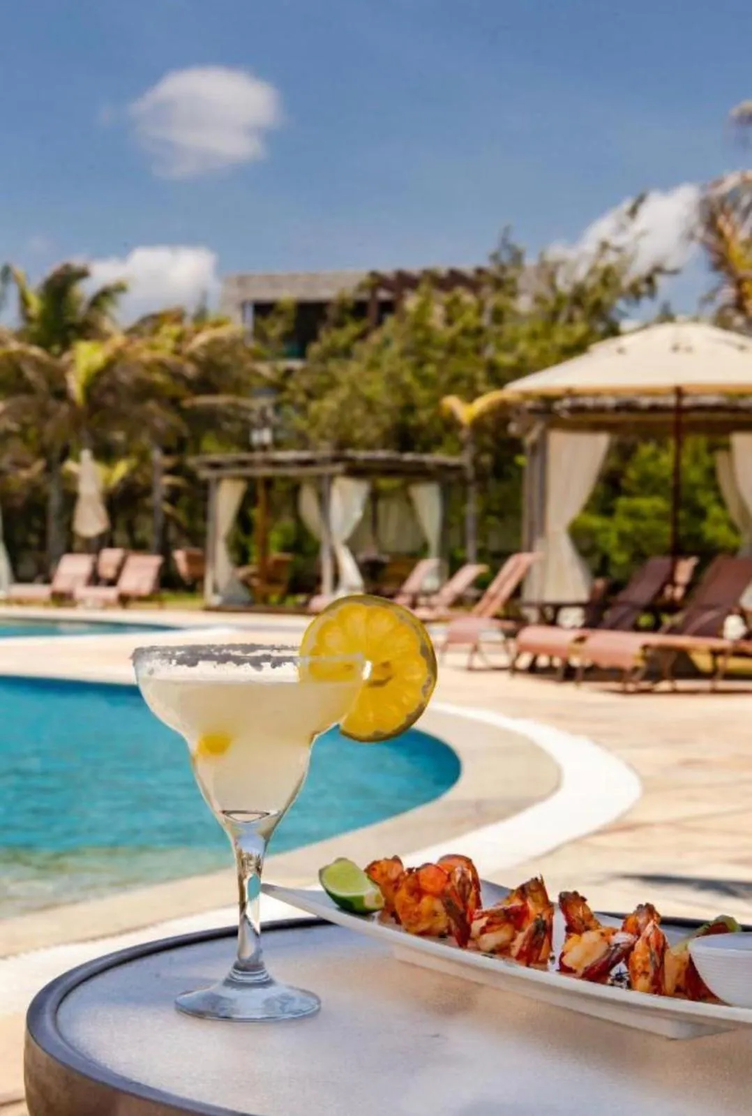 Dom Pedro Laguna Beach Resort & Golf