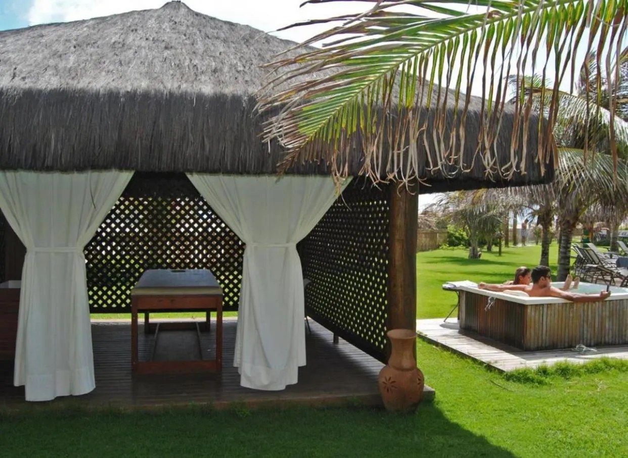 Dom Pedro Laguna Beach Resort & Golf