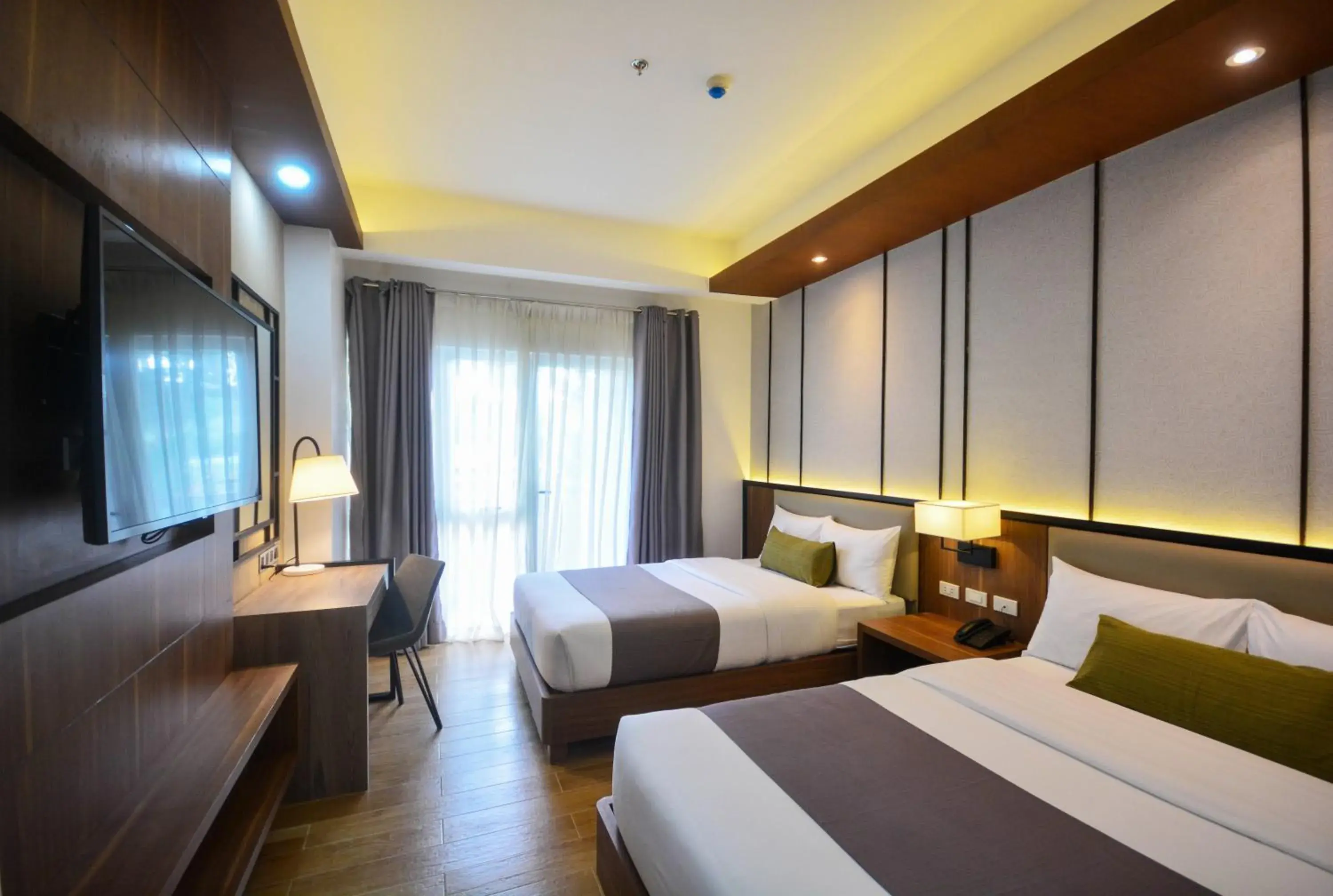 Bed in Sotogrande Hotel Palawan Bed in Sotogrande Hotel Palawan