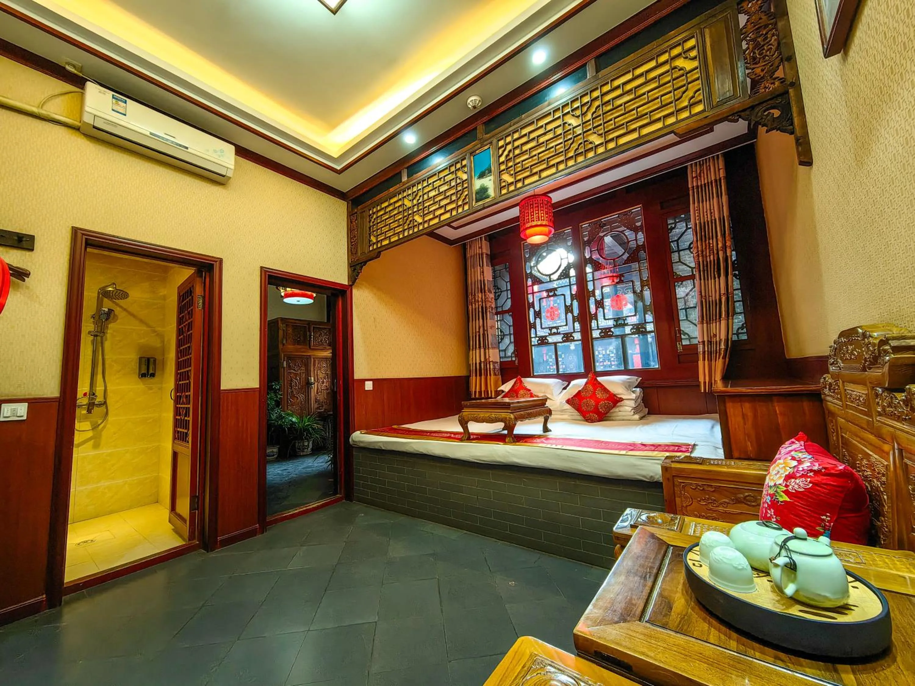 Deluxe Suite in Pingyao Harmony Hotel