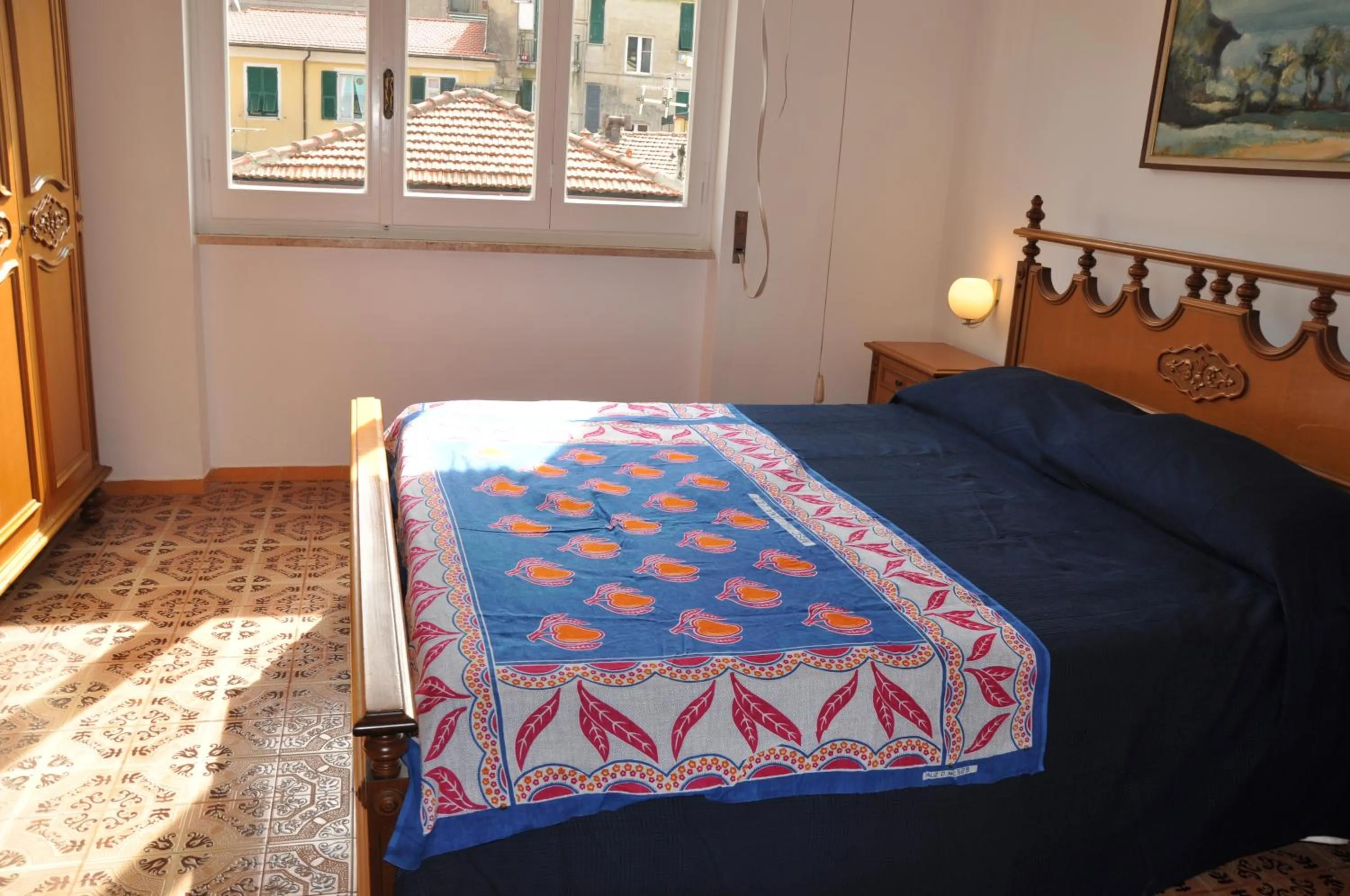 Bedroom, Bed in Olivia