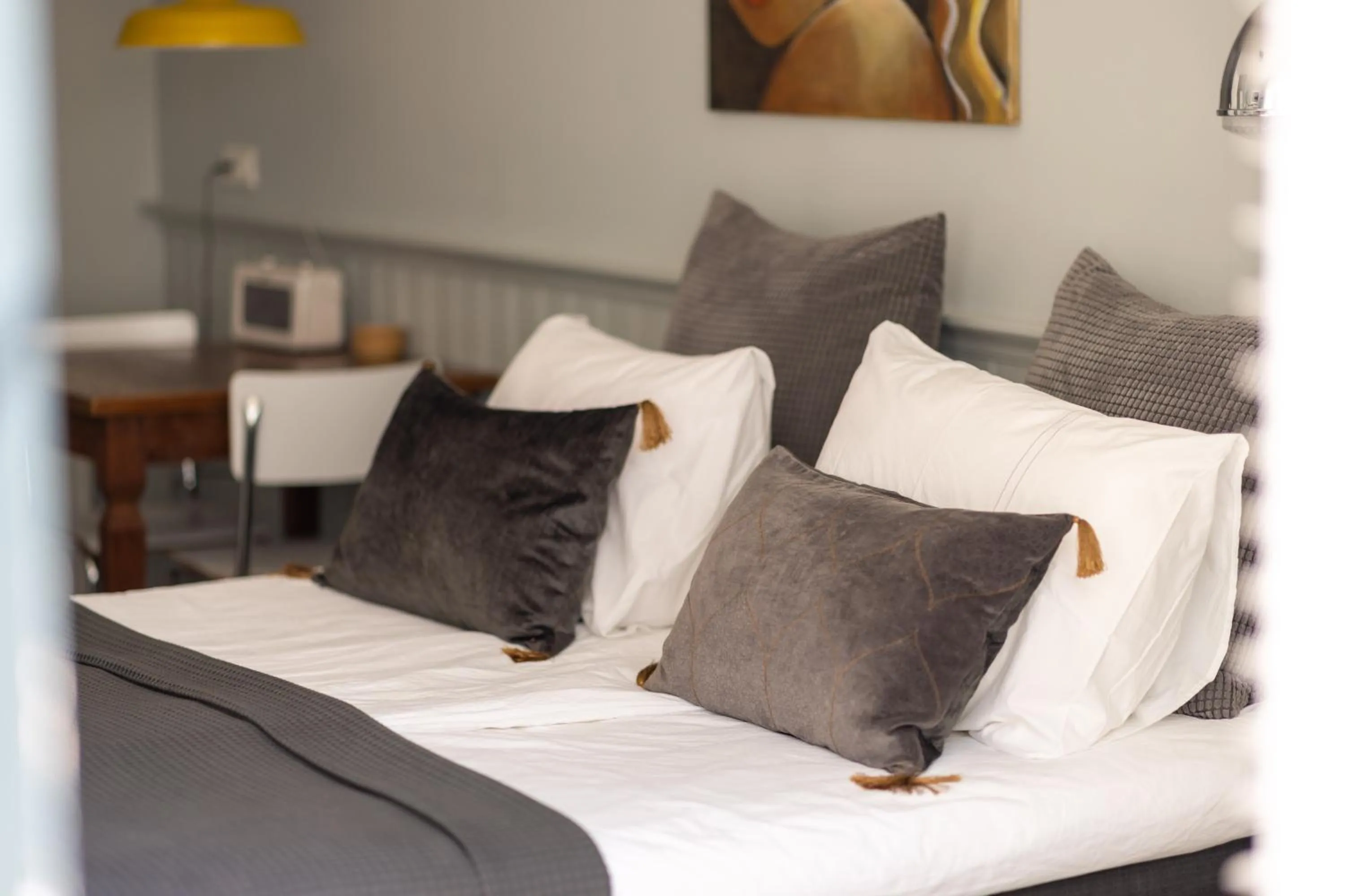 Bed in Stadslogement Westersingel