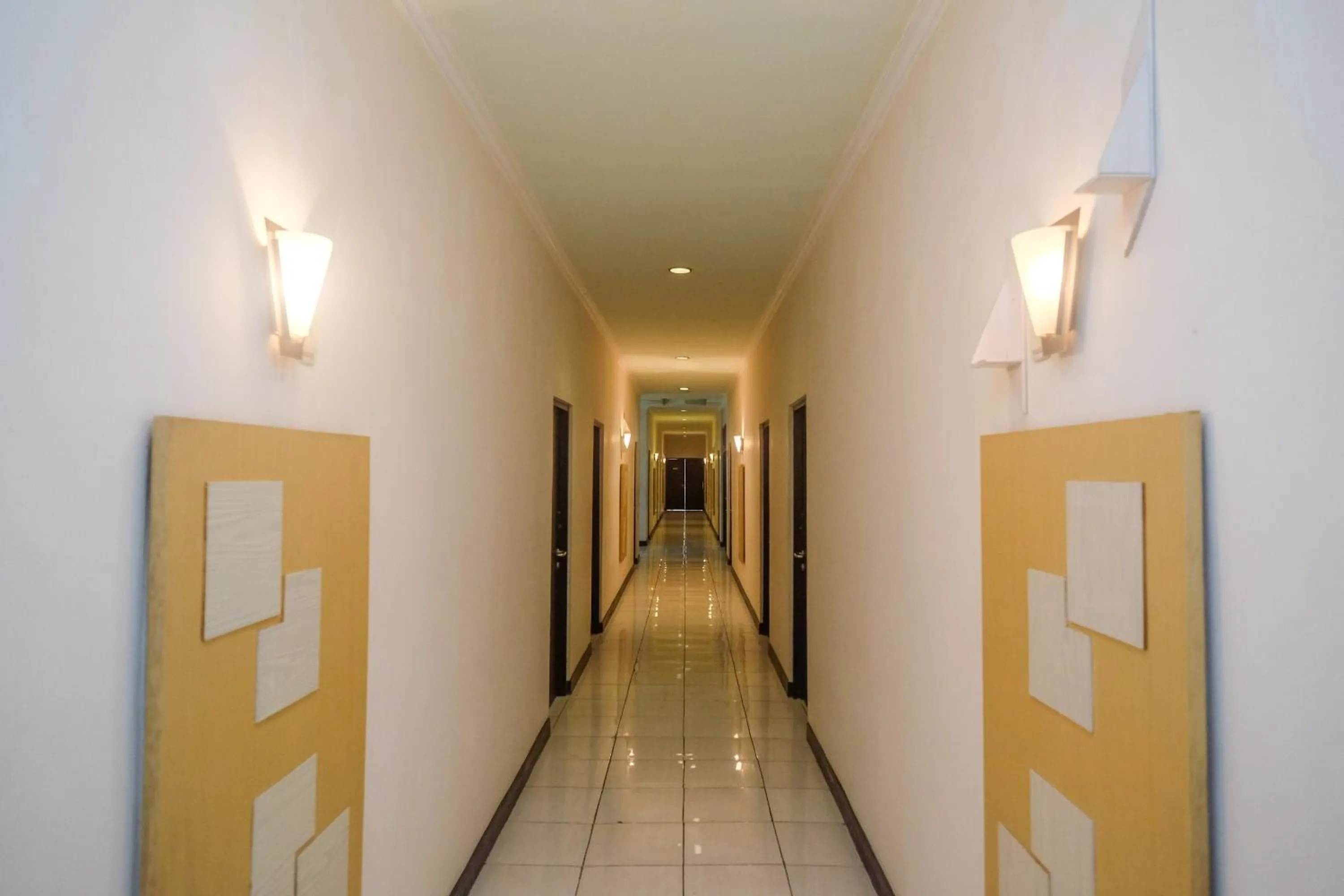 Property building in Urbanview Hotel Anggraeni Jatibarang