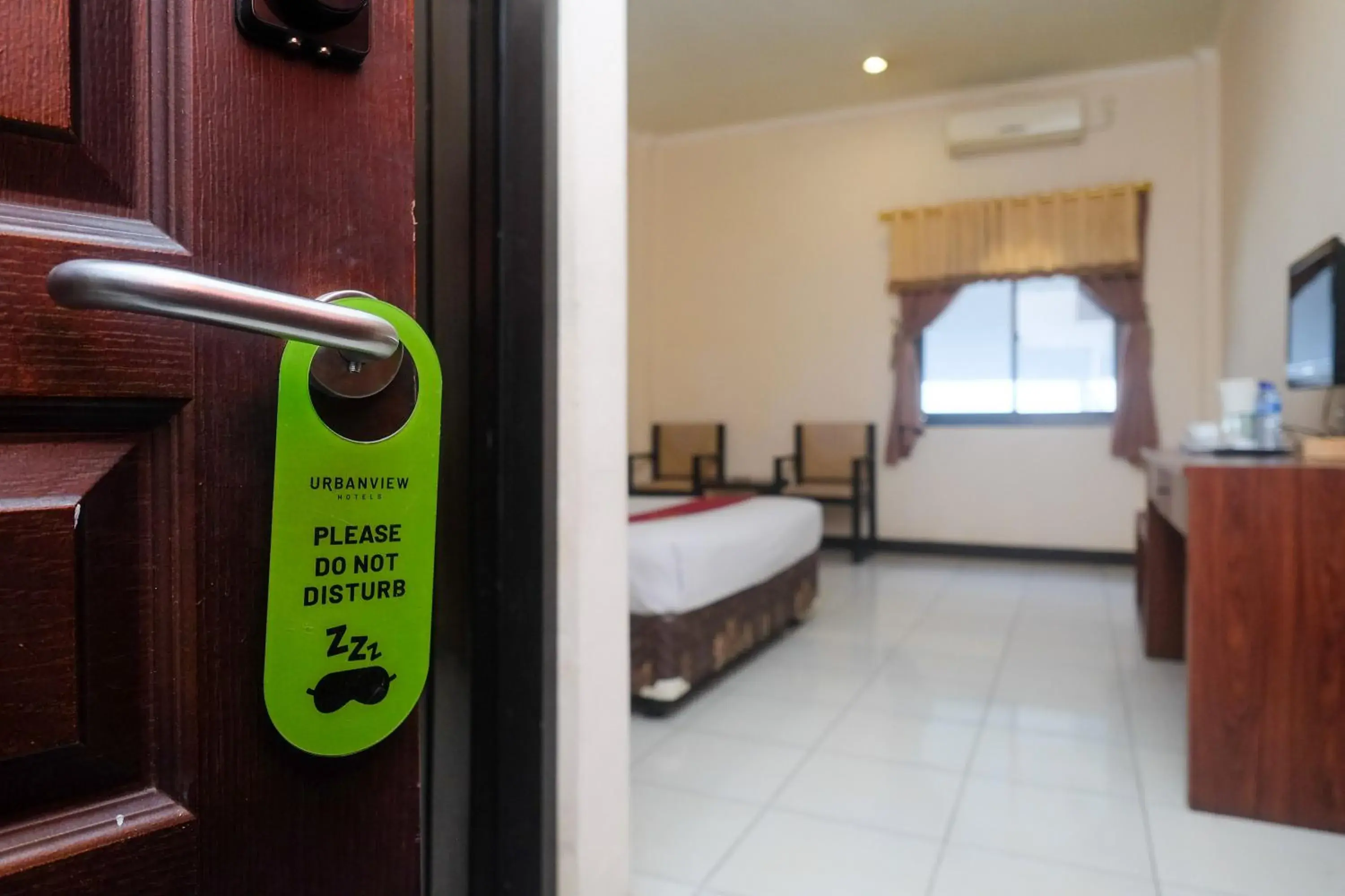 Bedroom, Bed in Urbanview Hotel Anggraeni Jatibarang Bedroom, Bed in Urbanview Hotel Anggraeni Jatibarang