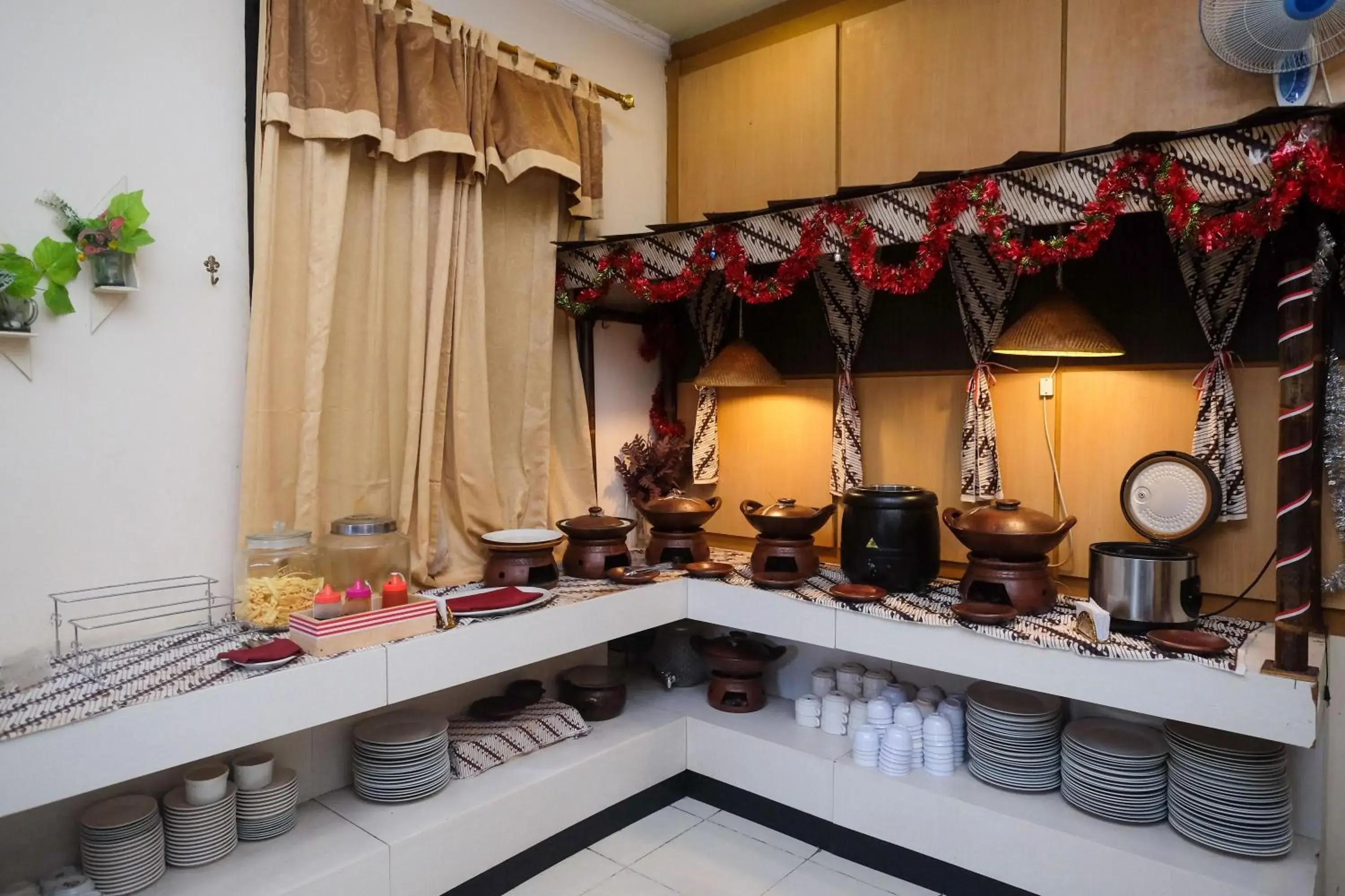 Restaurant/places to eat in Urbanview Hotel Anggraeni Jatibarang Restaurant/places to eat in Urbanview Hotel Anggraeni Jatibarang