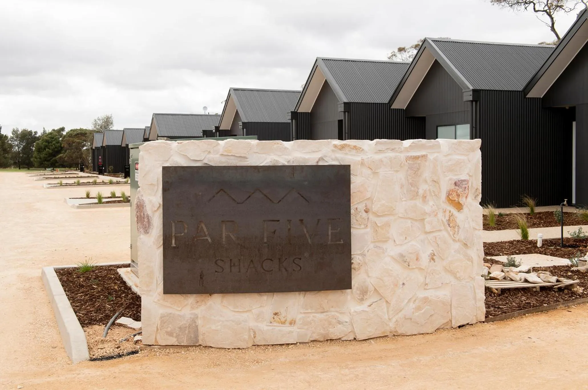 Facade/entrance in Par Five Shacks