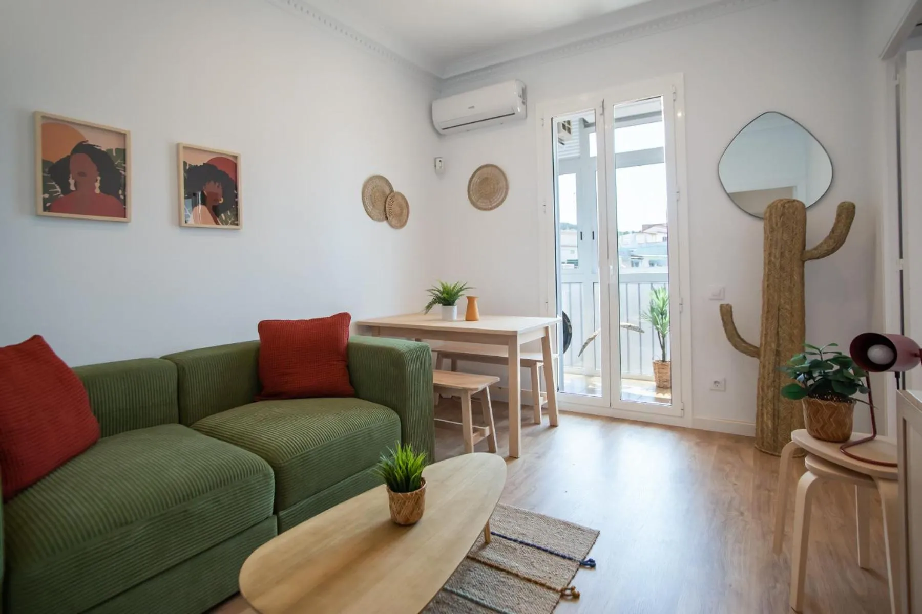 52PAR1012 - Magnific 3BR Apartment in Paralel