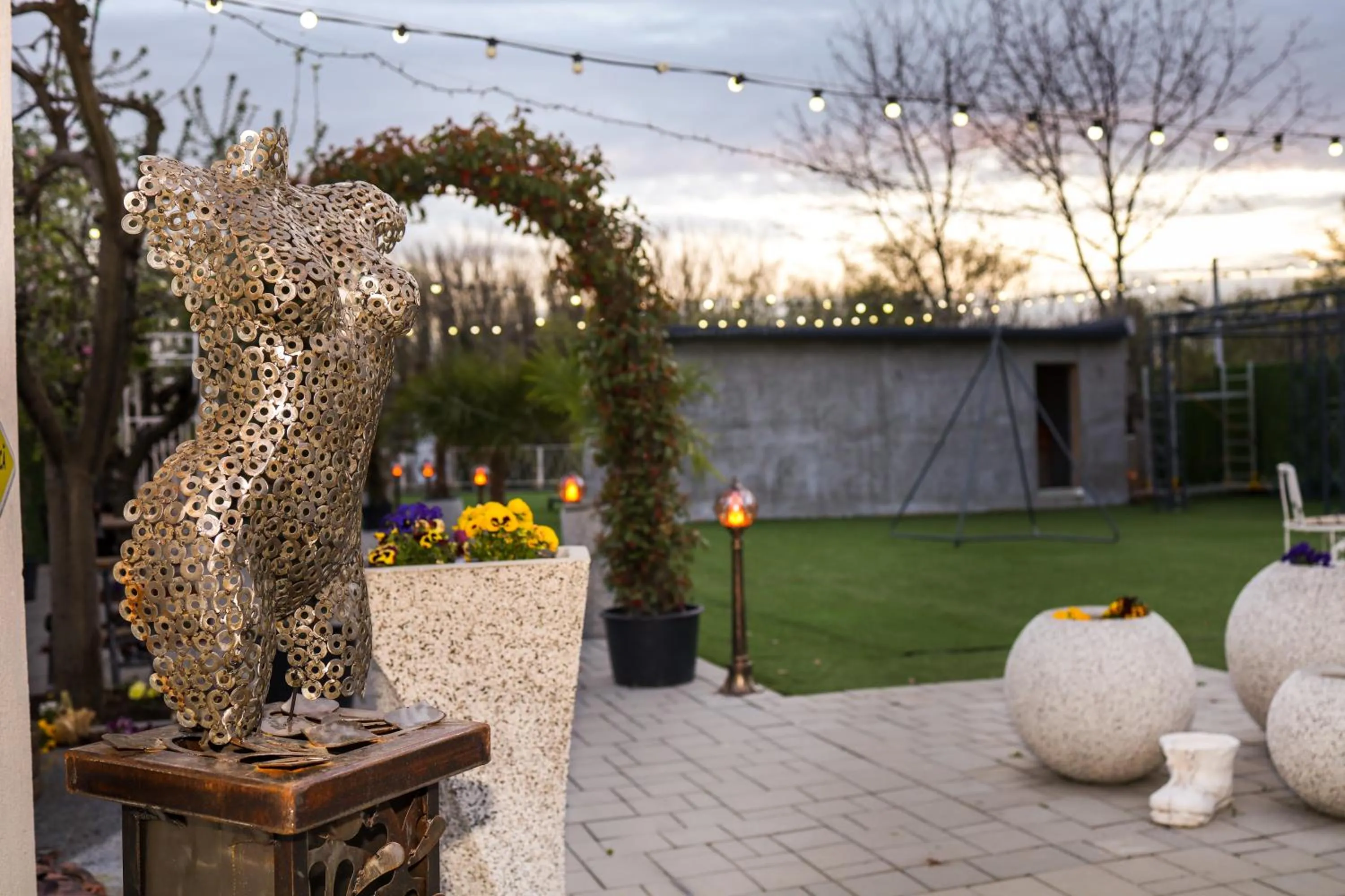 Garden in RIVER PLACE