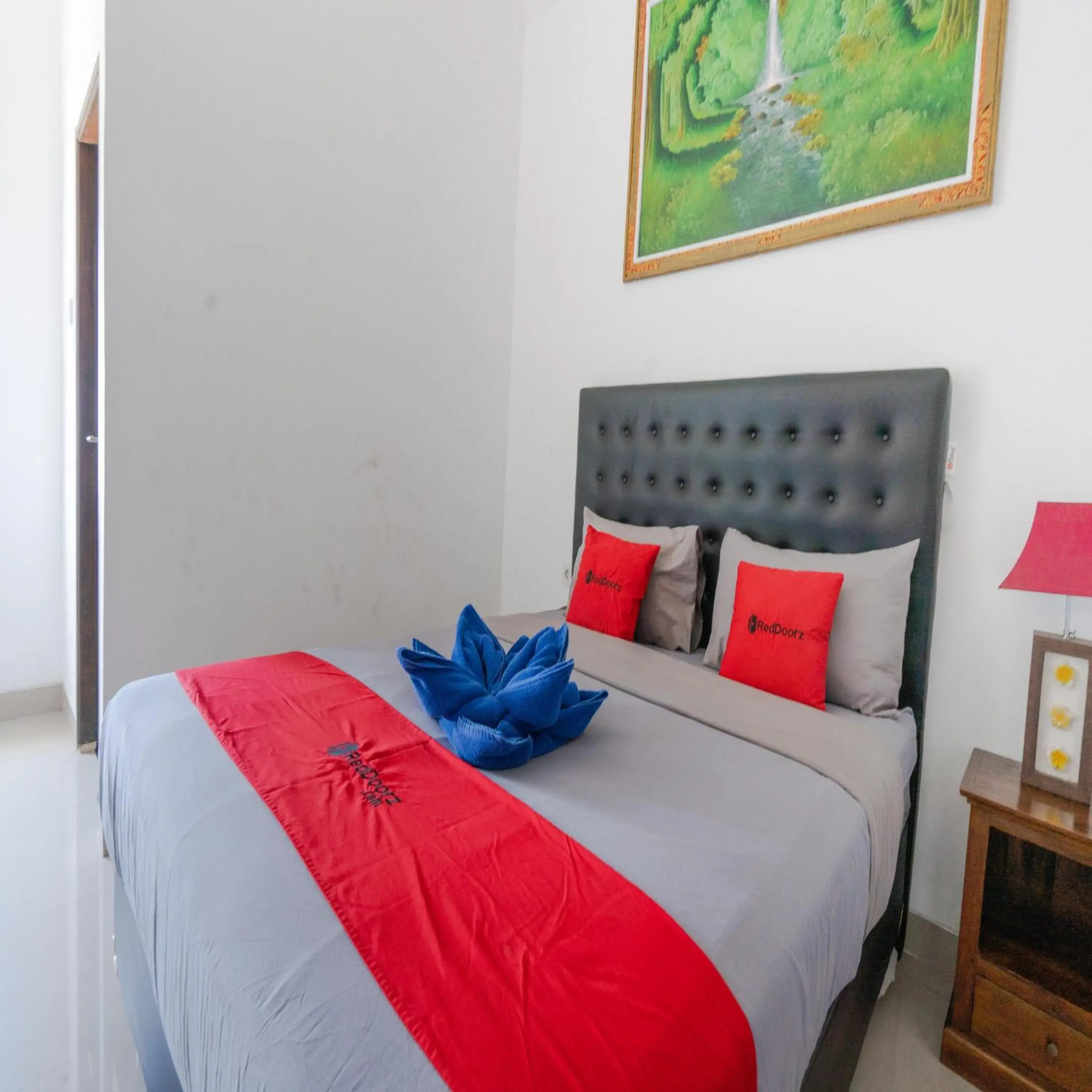 Bedroom, Bed in RedDoorz @ Uluwatu Suites Bedroom, Bed in RedDoorz @ Uluwatu Suites