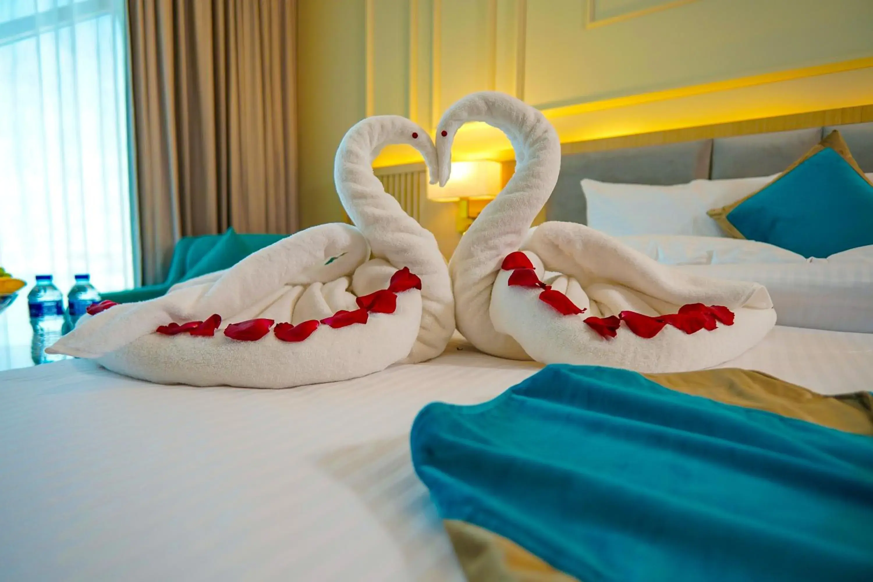 Bed in Concorde Creek View Hotel Bur Dubai Bed in Concorde Creek View Hotel Bur Dubai