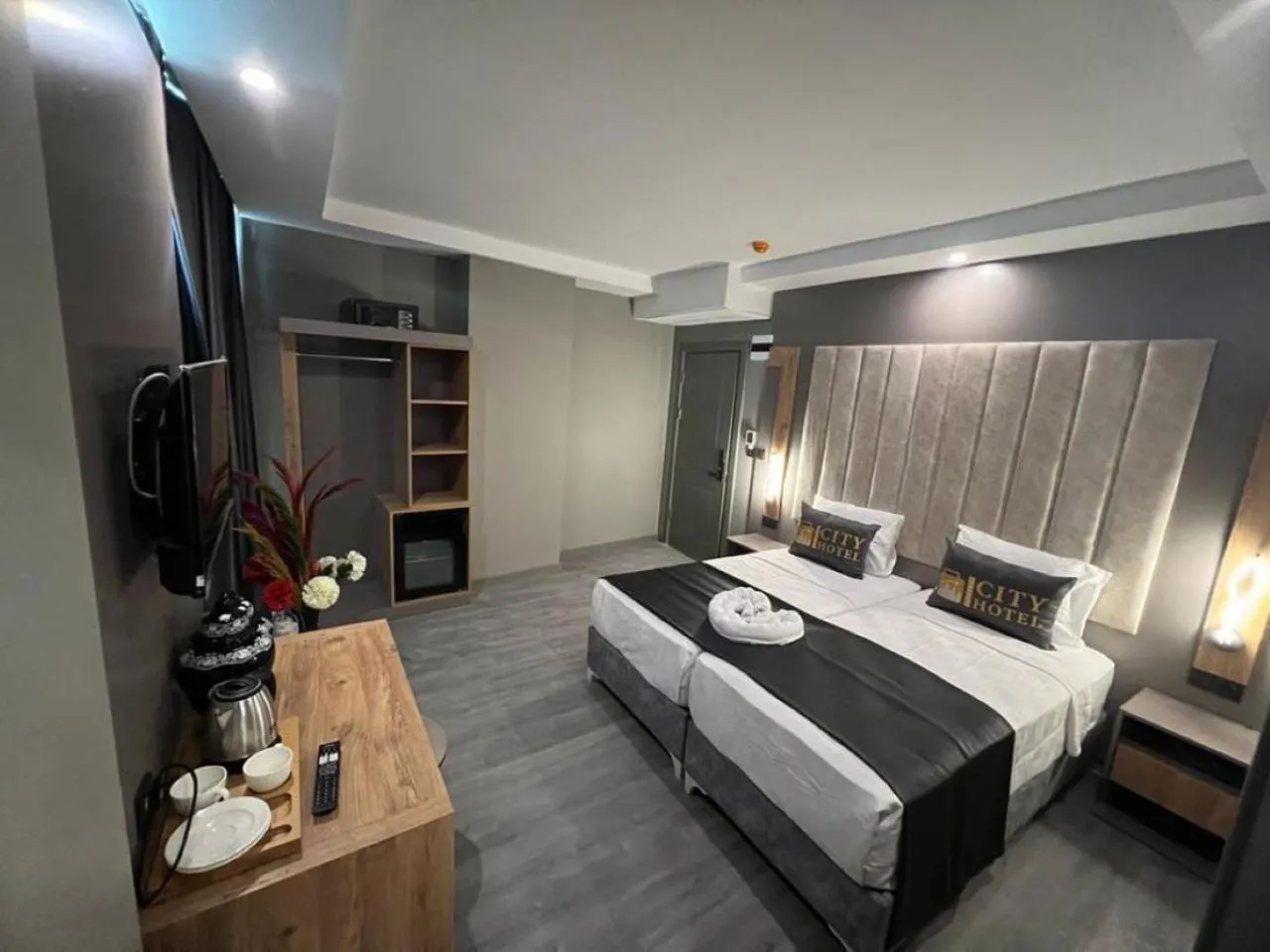 Photo of the whole room, Bed in İstanbul City Airport Hotel