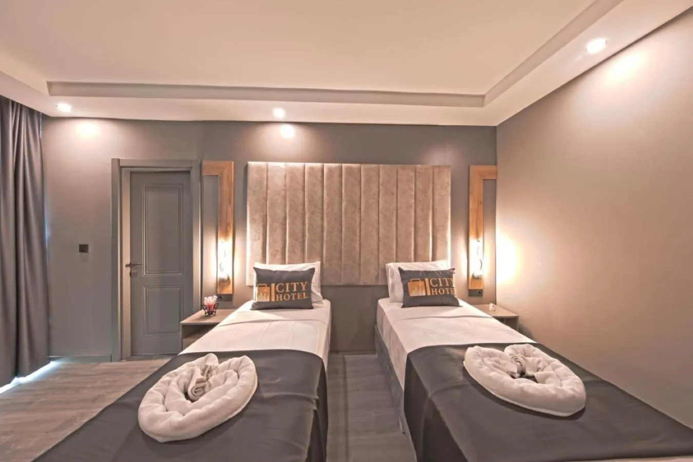 Bedroom, Bed in İstanbul City Airport Hotel