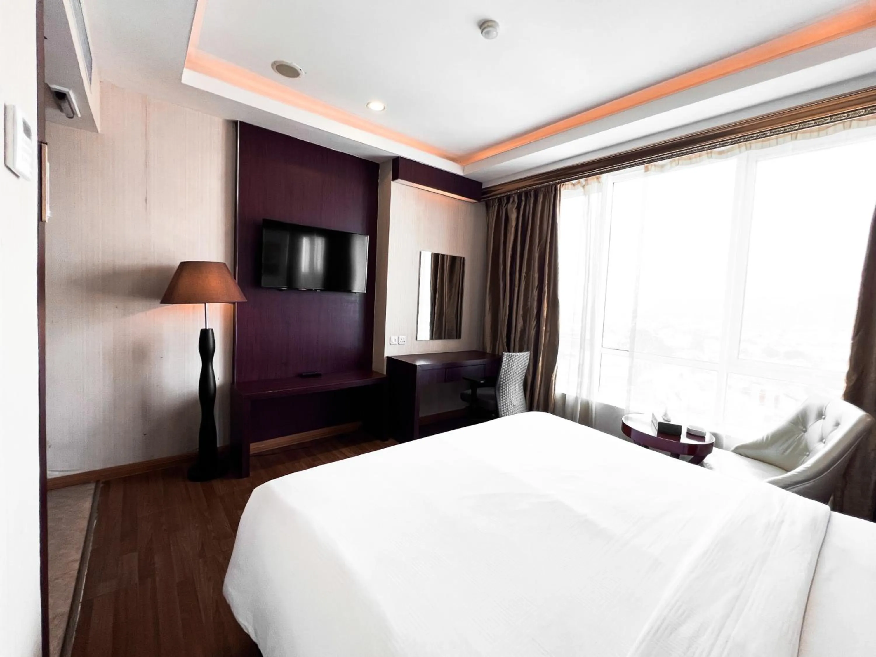 Bed in Batam City Hotel