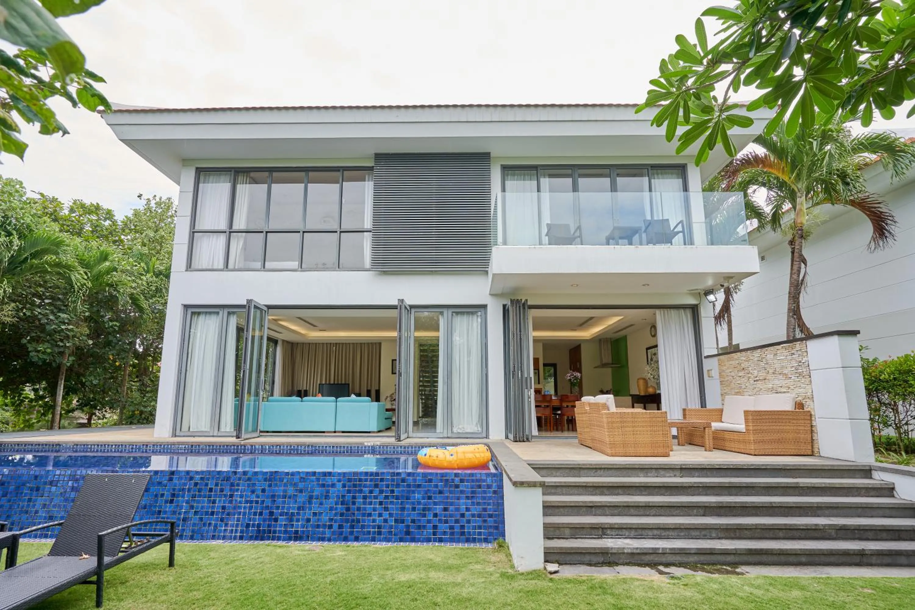 Property building in Ocean Beach Villas Danang