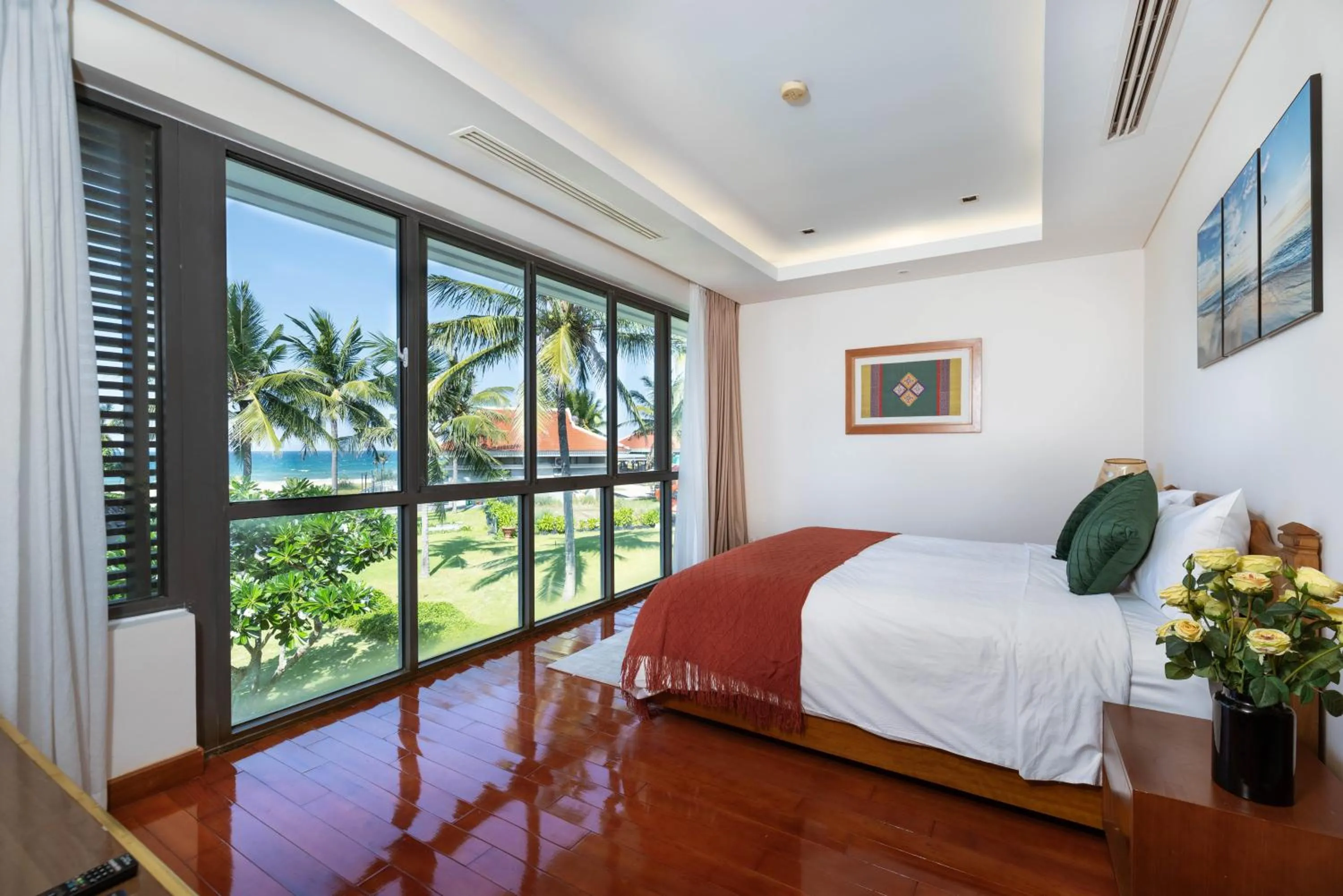 Bedroom in Ocean Beach Villas Danang
