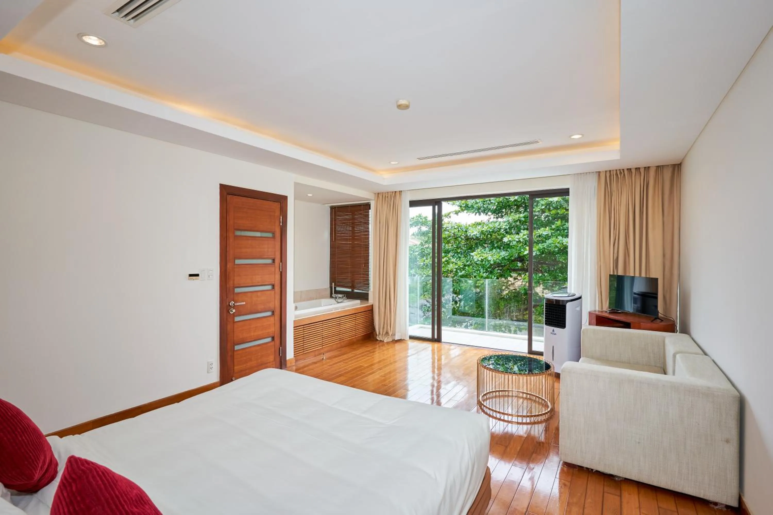 Ocean Beach Villas Danang