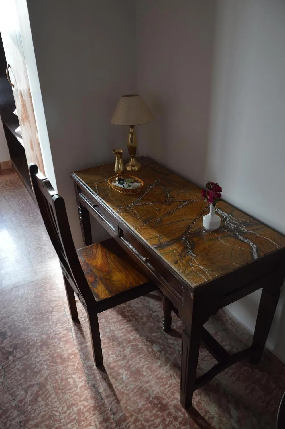 Seating area in ClarksInn Suites Ranthambhore