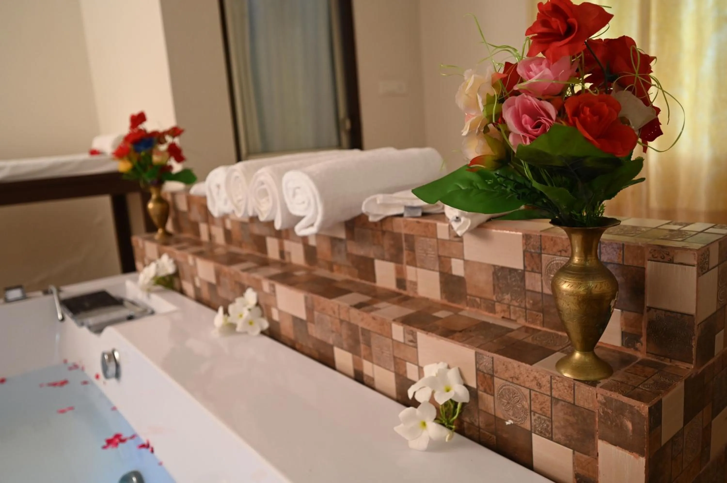 towels in ClarksInn Suites Ranthambhore