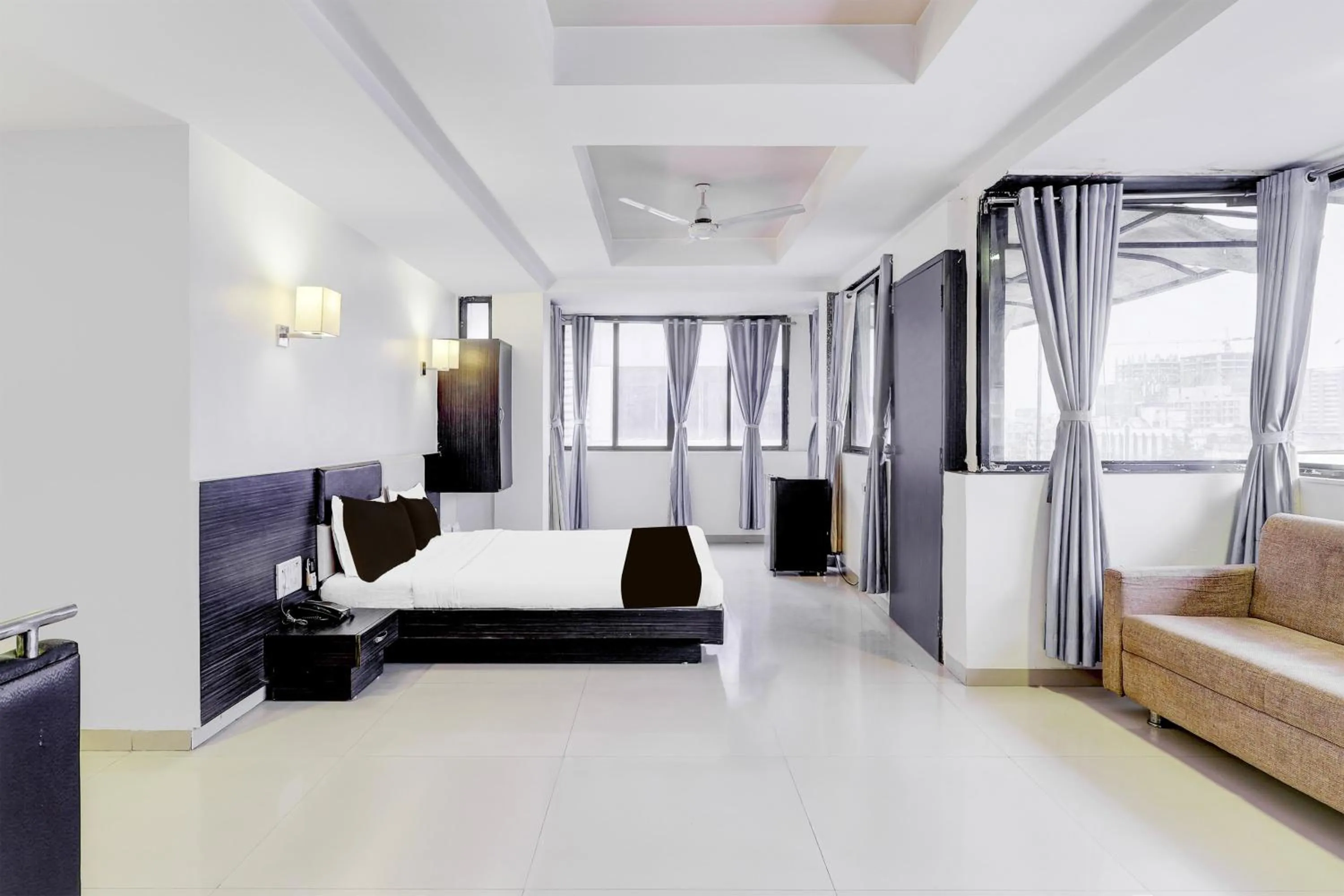 Bedroom, Bed in FabHotel Skyland