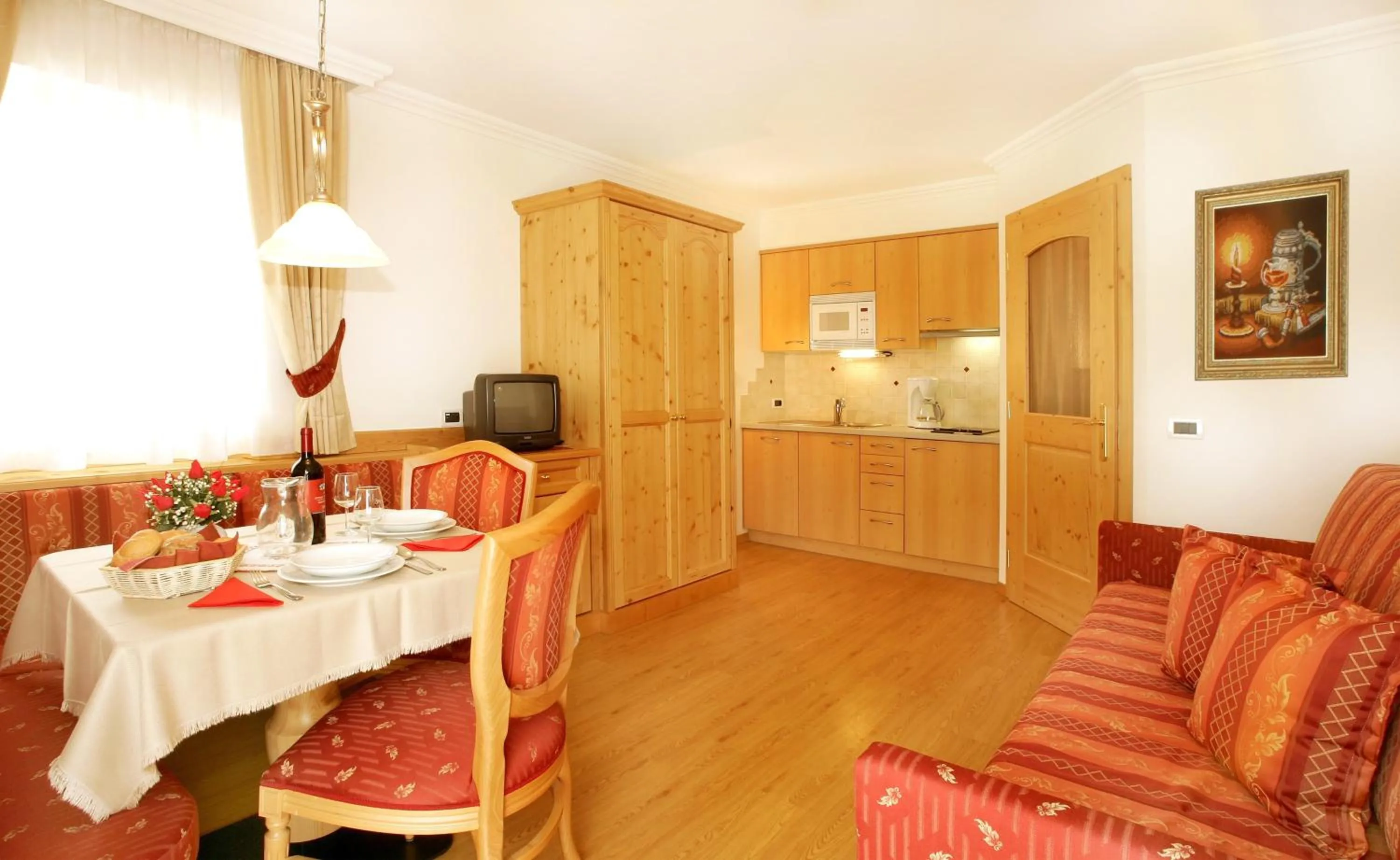 Dining area in Garni La Majon