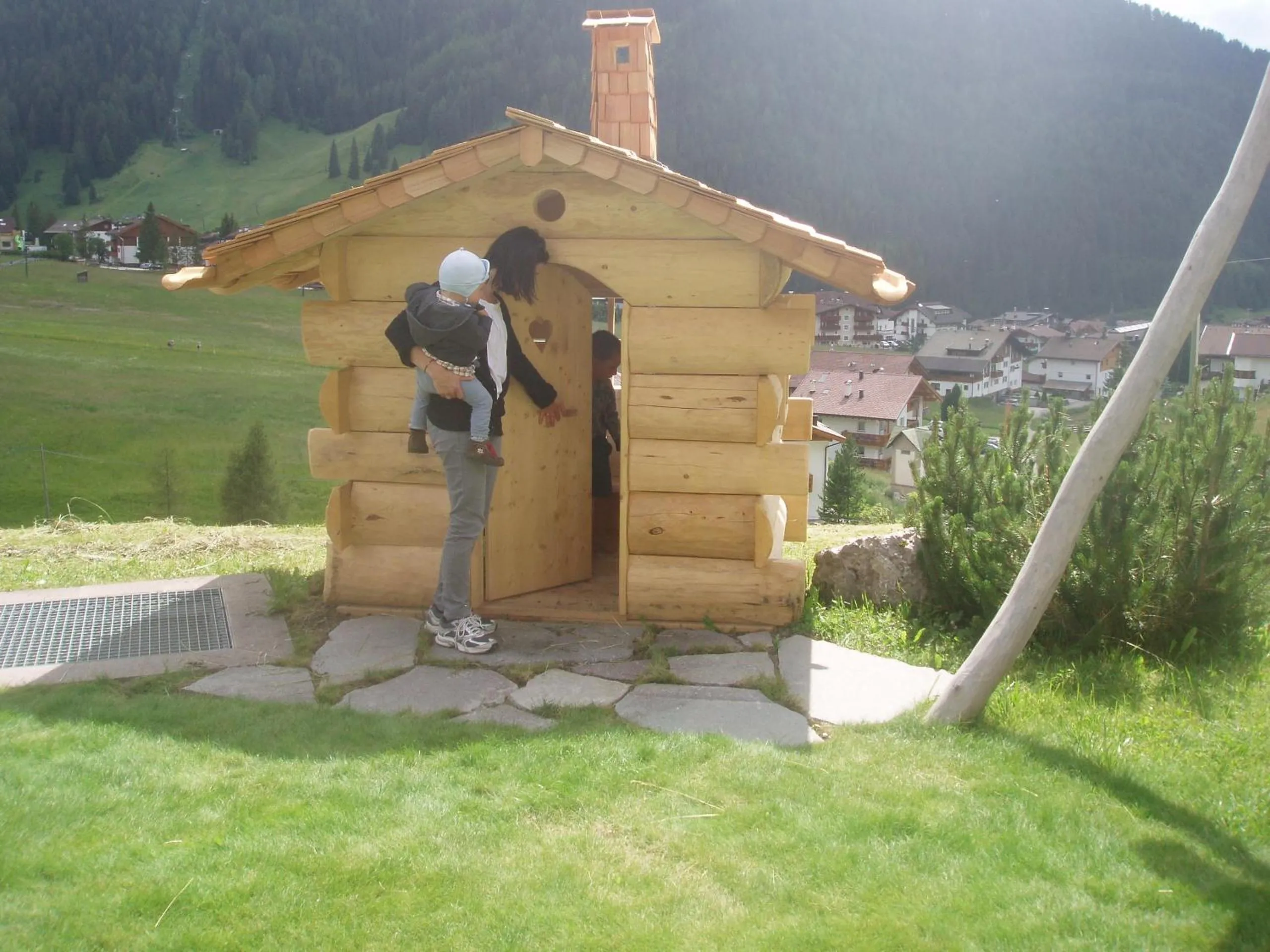 Children play ground in Garni La Majon