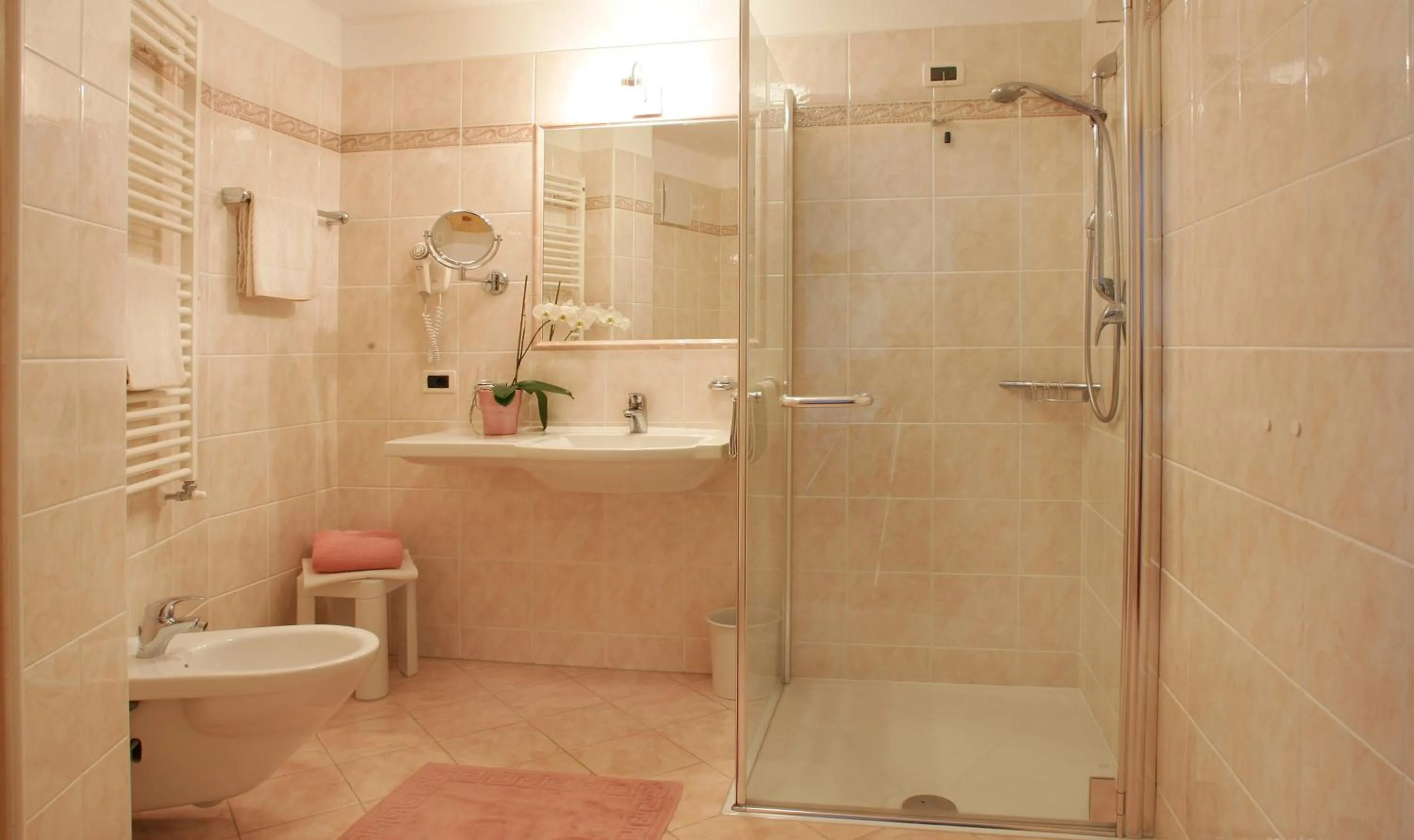 Bathroom in Garni La Majon