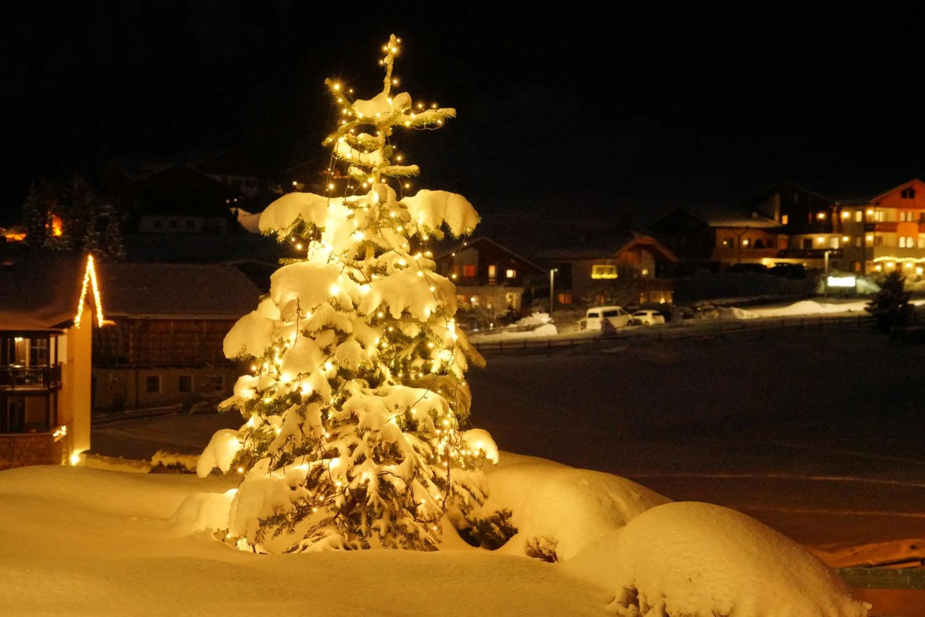 Property building in Garni La Majon