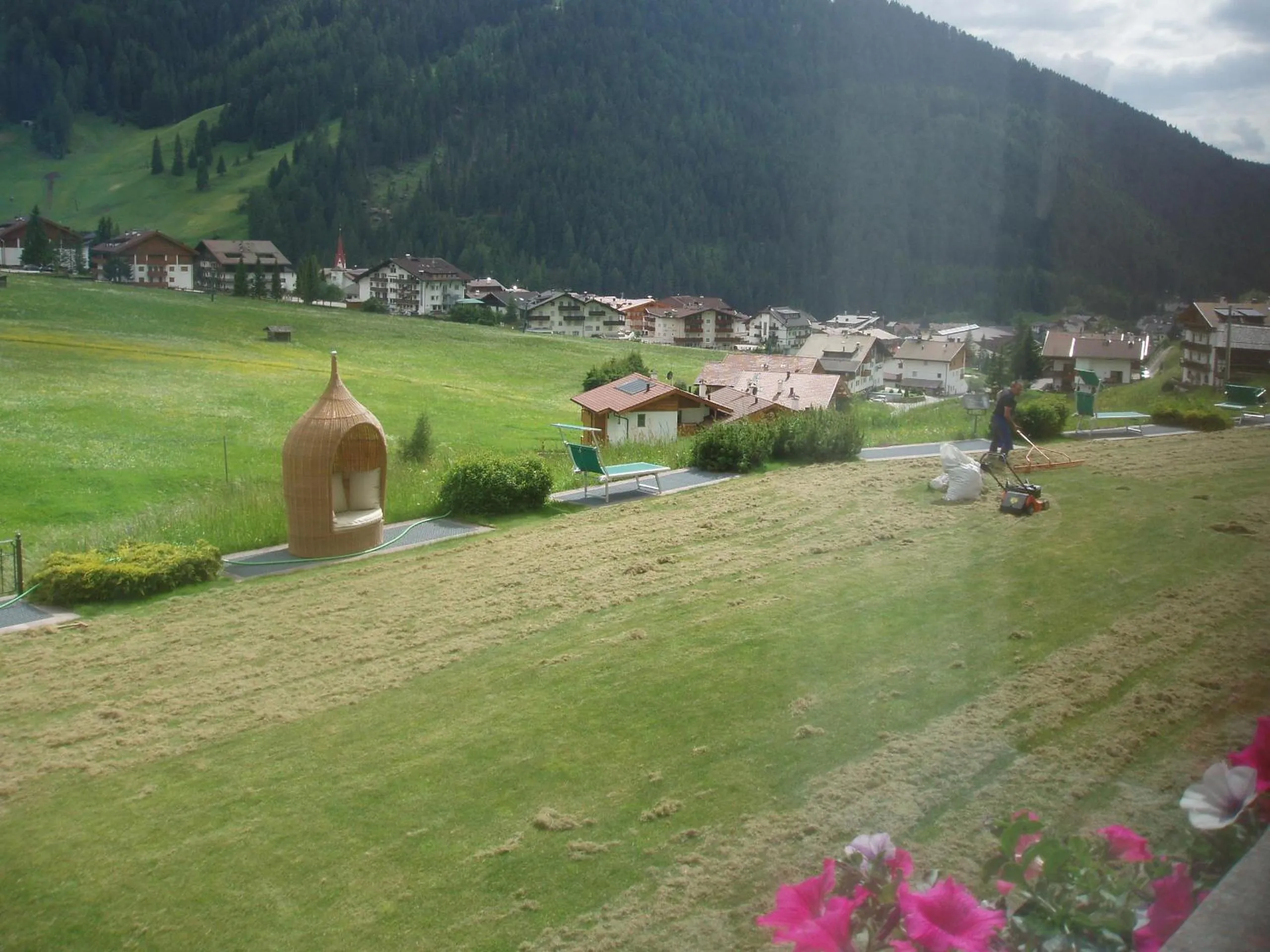 Garden in Garni La Majon