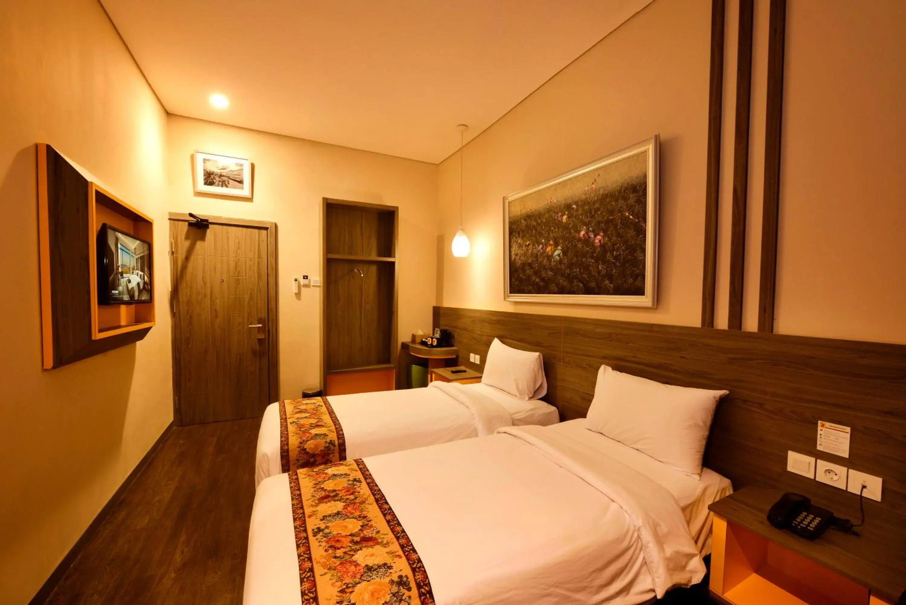 Double or Twin Room in Super 8 by Wyndham Solo Double or Twin Room in Super 8 by Wyndham Solo