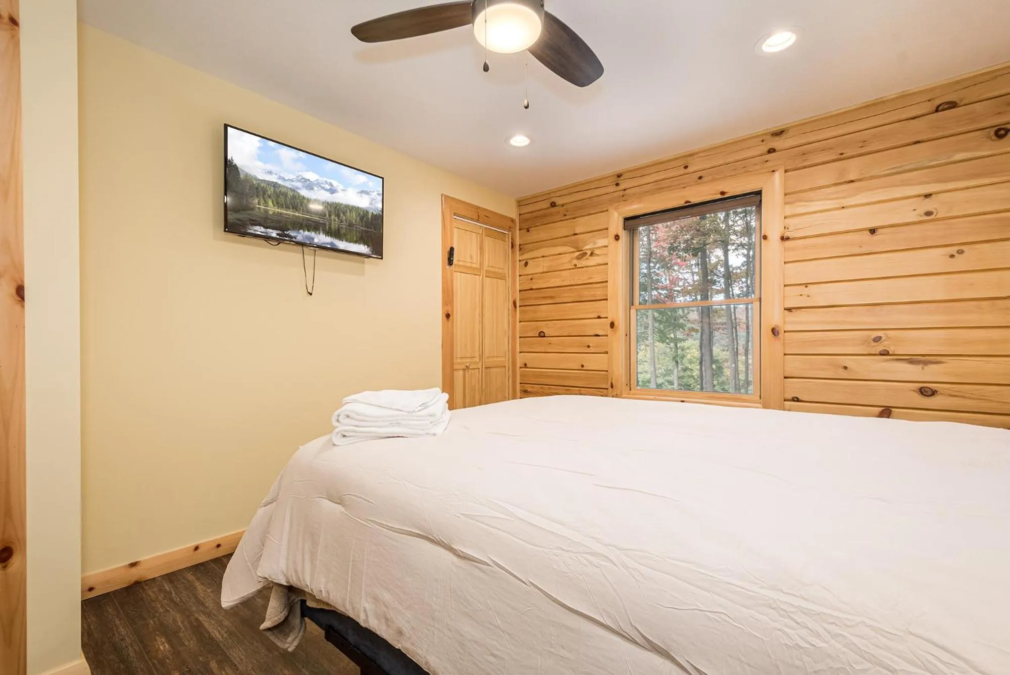 Property building, Bed in Moon and Stars