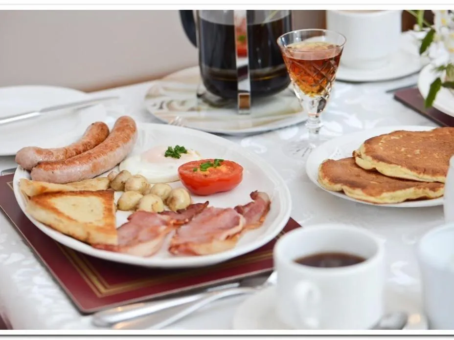 Dining area in Brooke Lodge Guesthouse