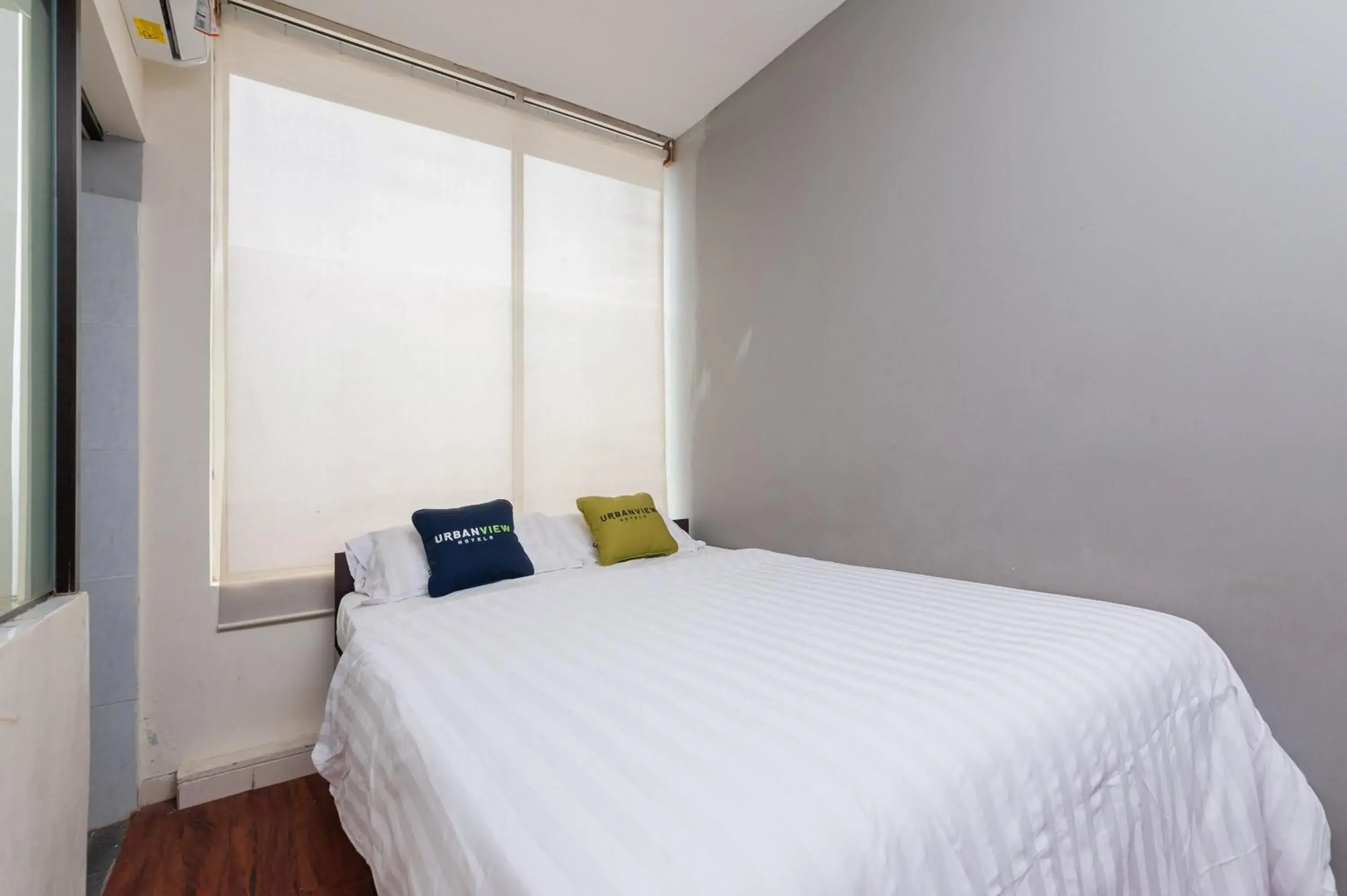 Bed in Urbanview Hotel Ellegan Residence Alam Sutera Serpong by RedDoorz Bed in Urbanview Hotel Ellegan Residence Alam Sutera Serpong by RedDoorz