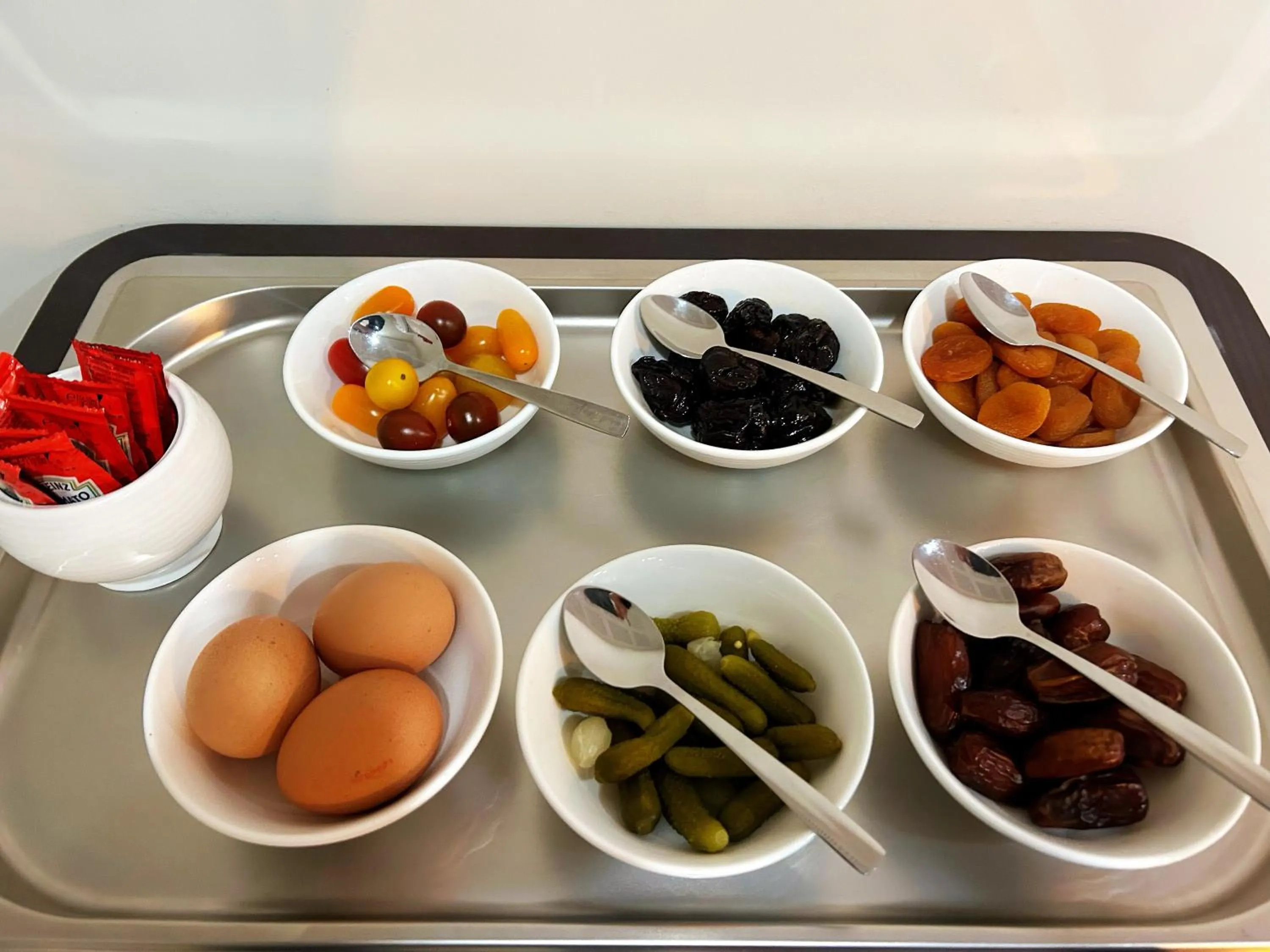 Breakfast in Hôtel Oden Paris Ivry