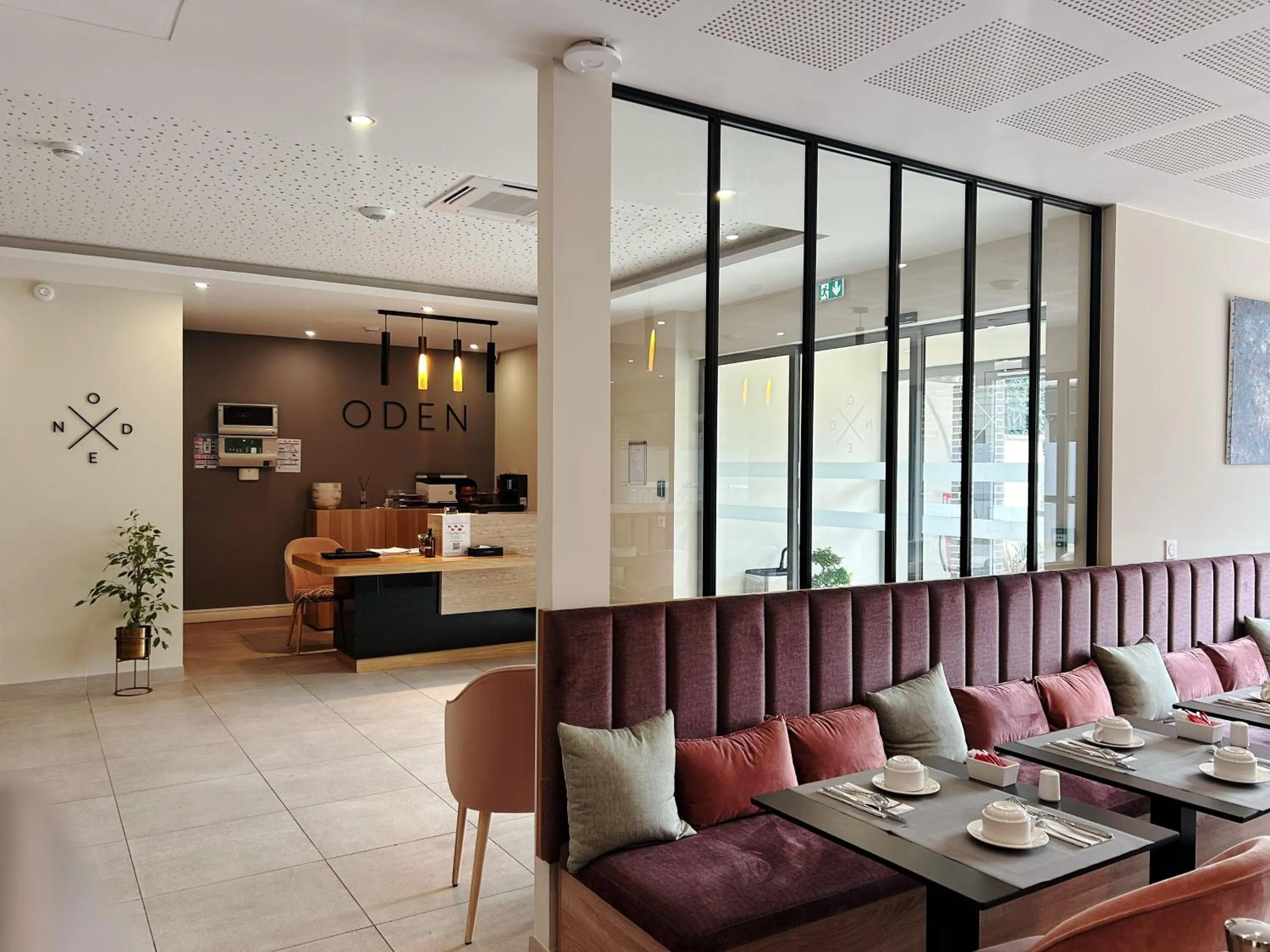 Breakfast in Hôtel Oden Paris Ivry