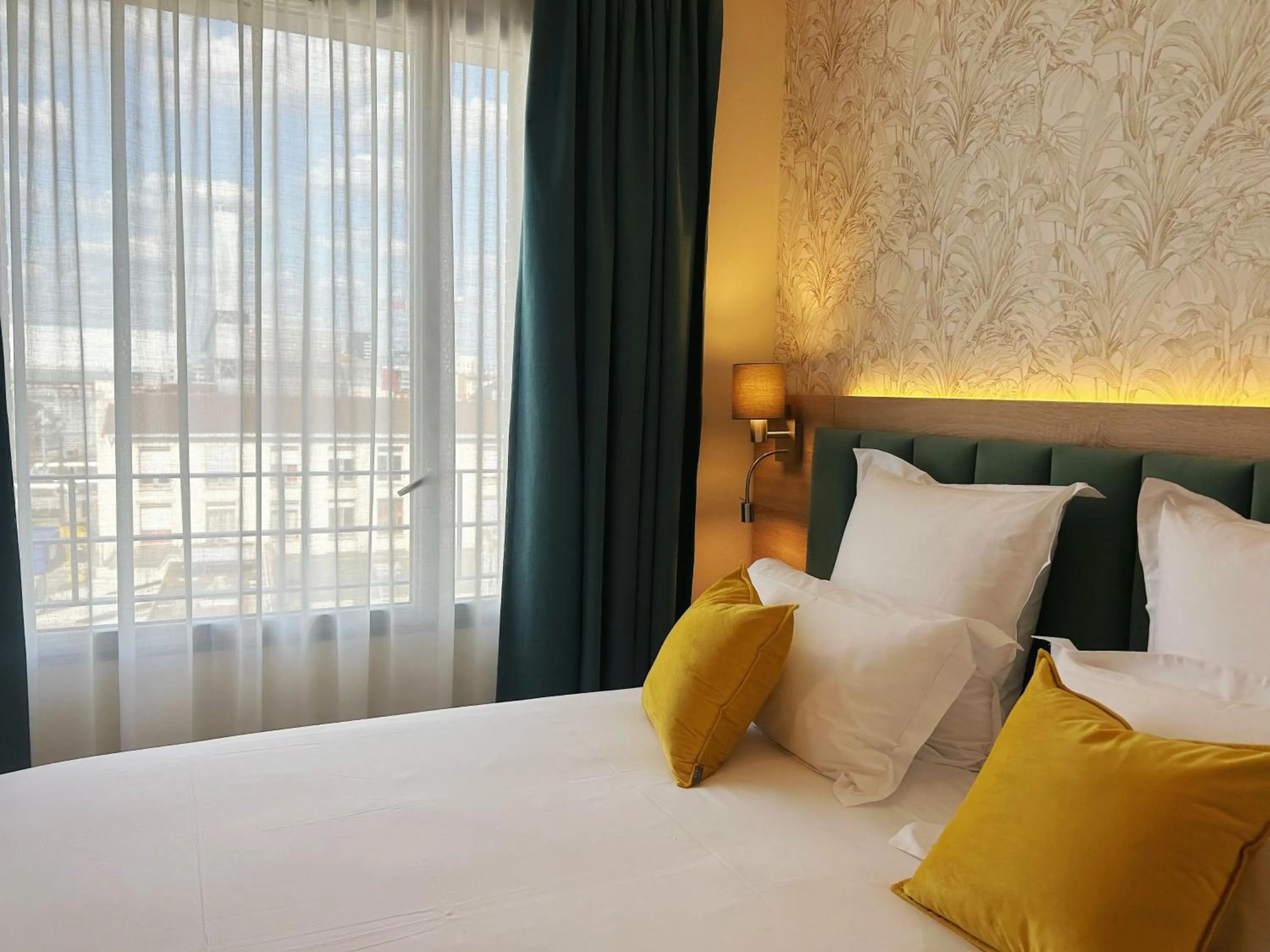 Bed in Hôtel Oden Paris Ivry