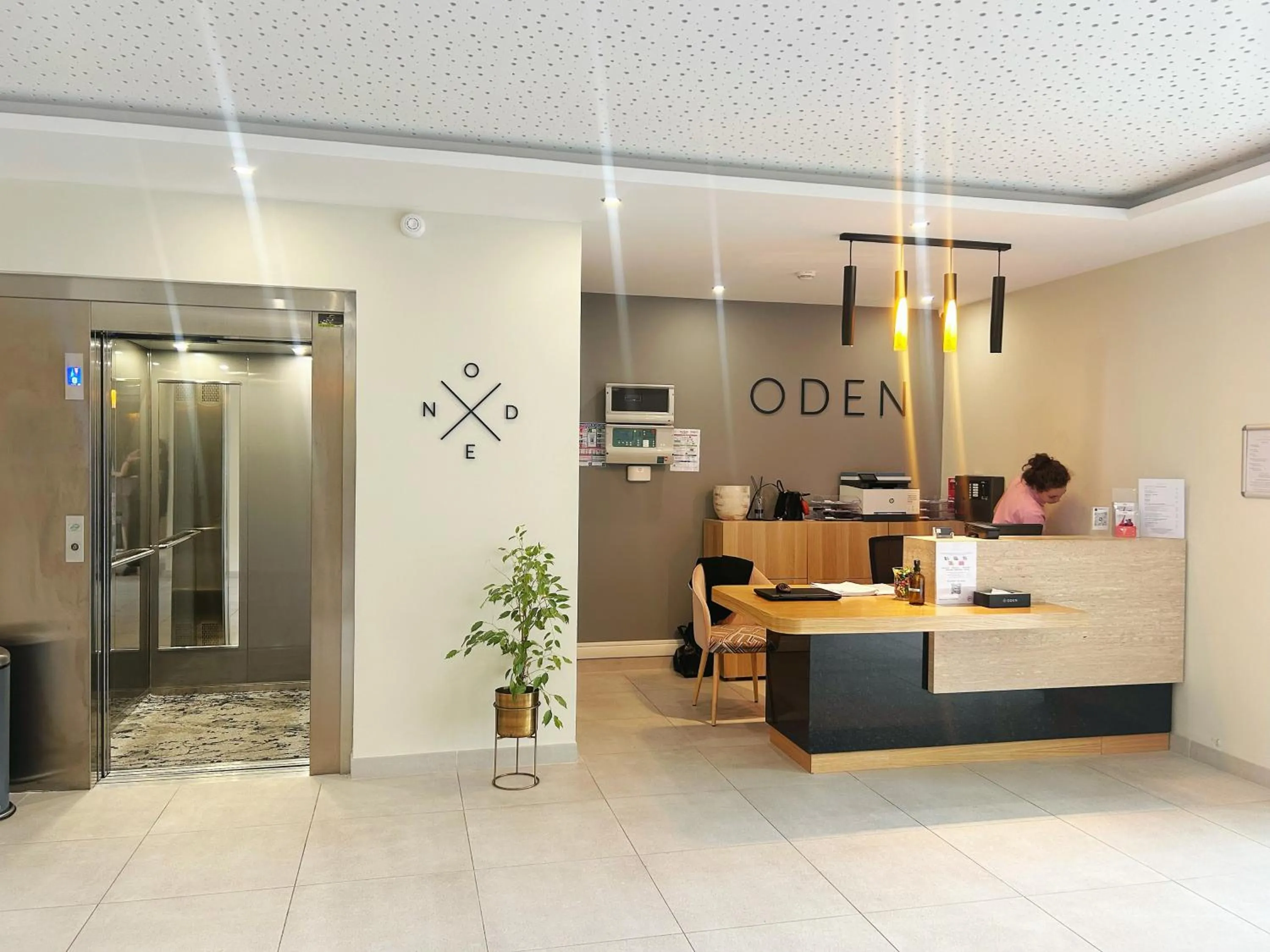 Lobby or reception in Hôtel Oden Paris Ivry