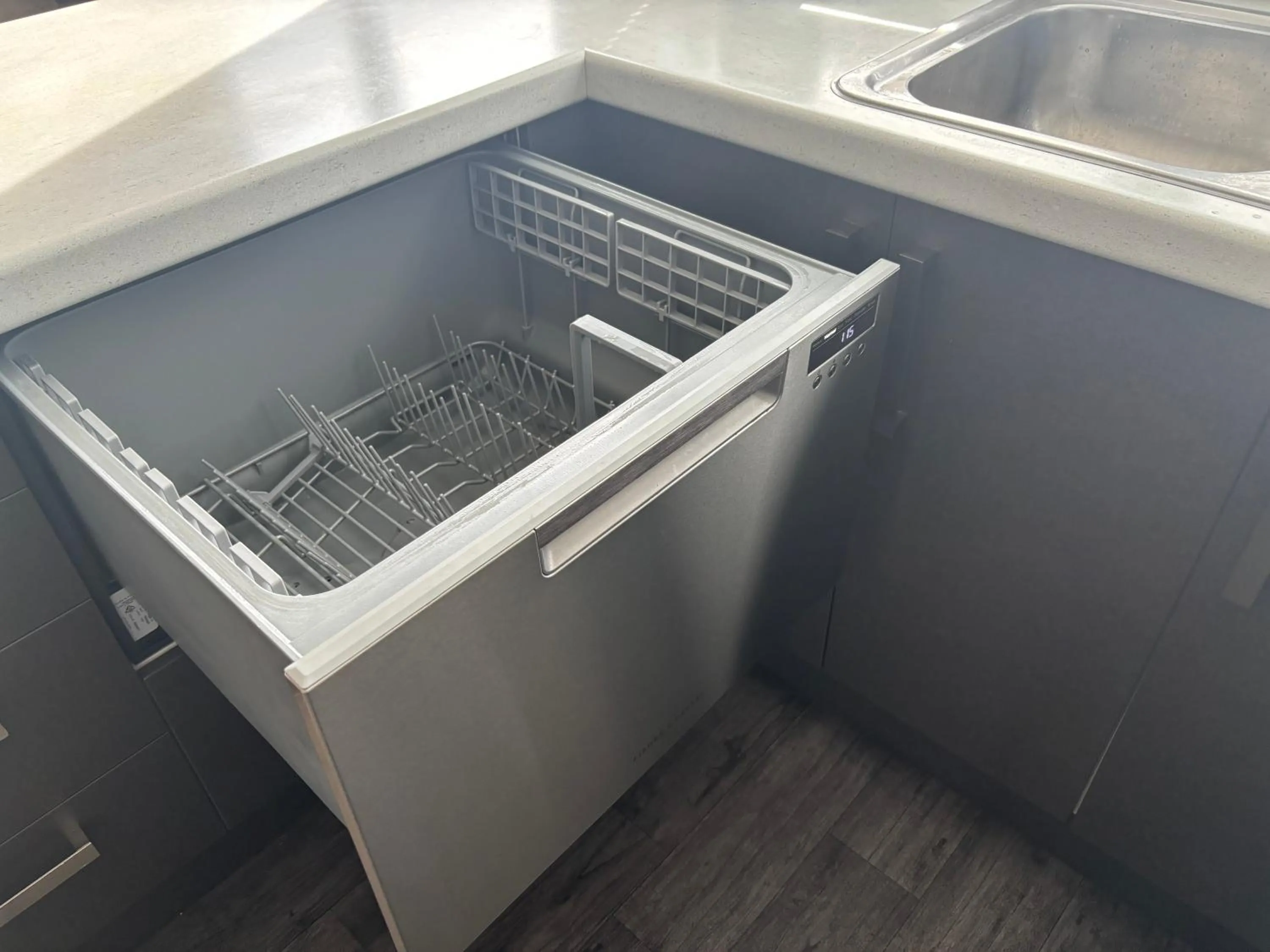 Hamilton Hospital Retreat - 2 Bedroom Townhouse Modern Warm Quiet