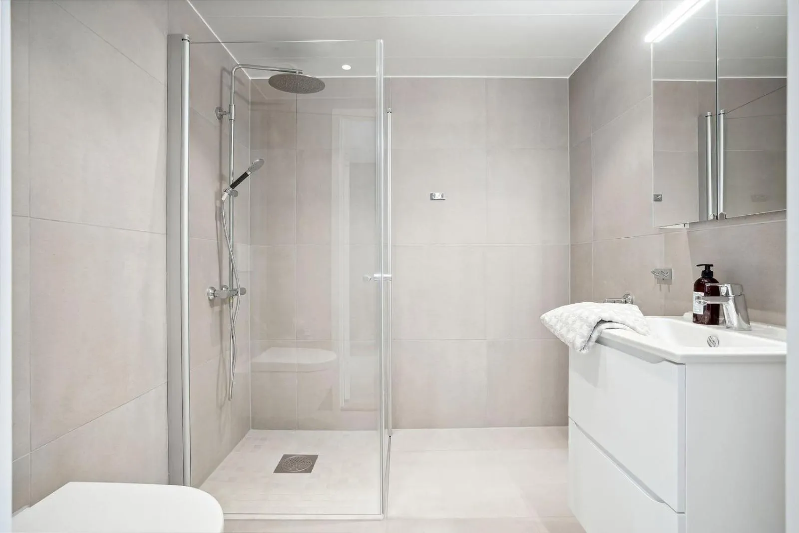 Bathroom in TotalApartments Vervet Gjøa