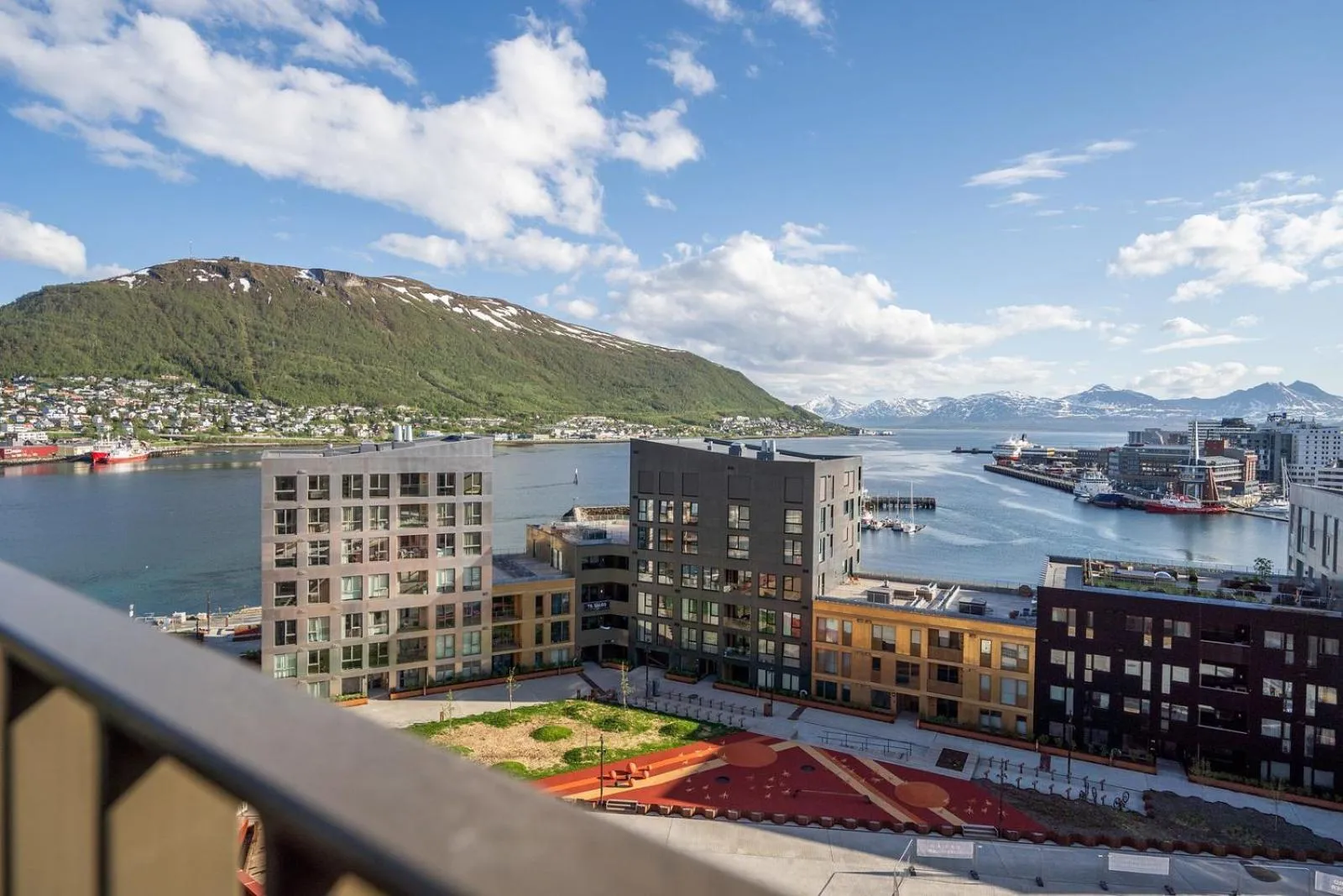 Day in TotalApartments Vervet Gjøa