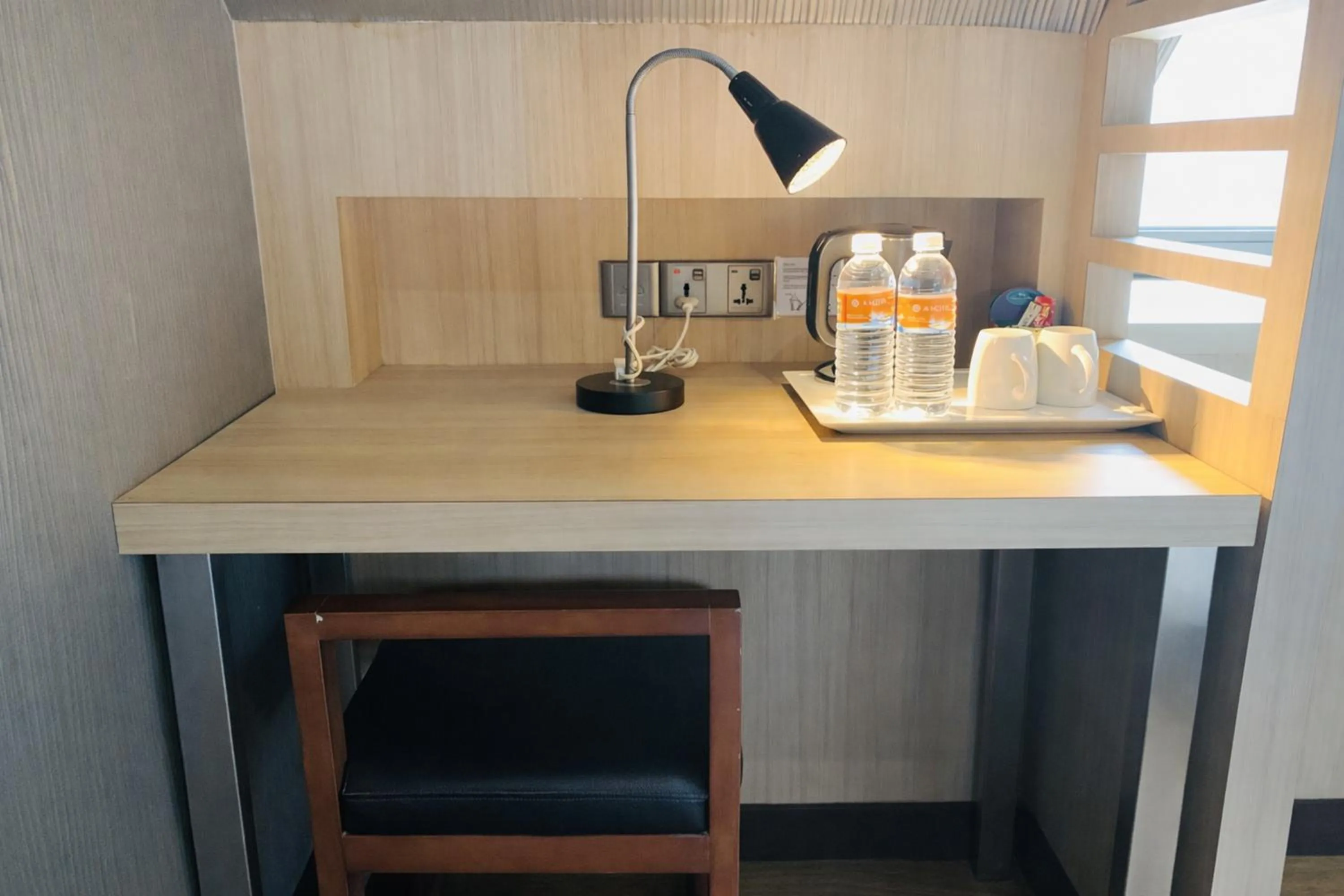 Bedroom in Amrise Hotel Kitchener